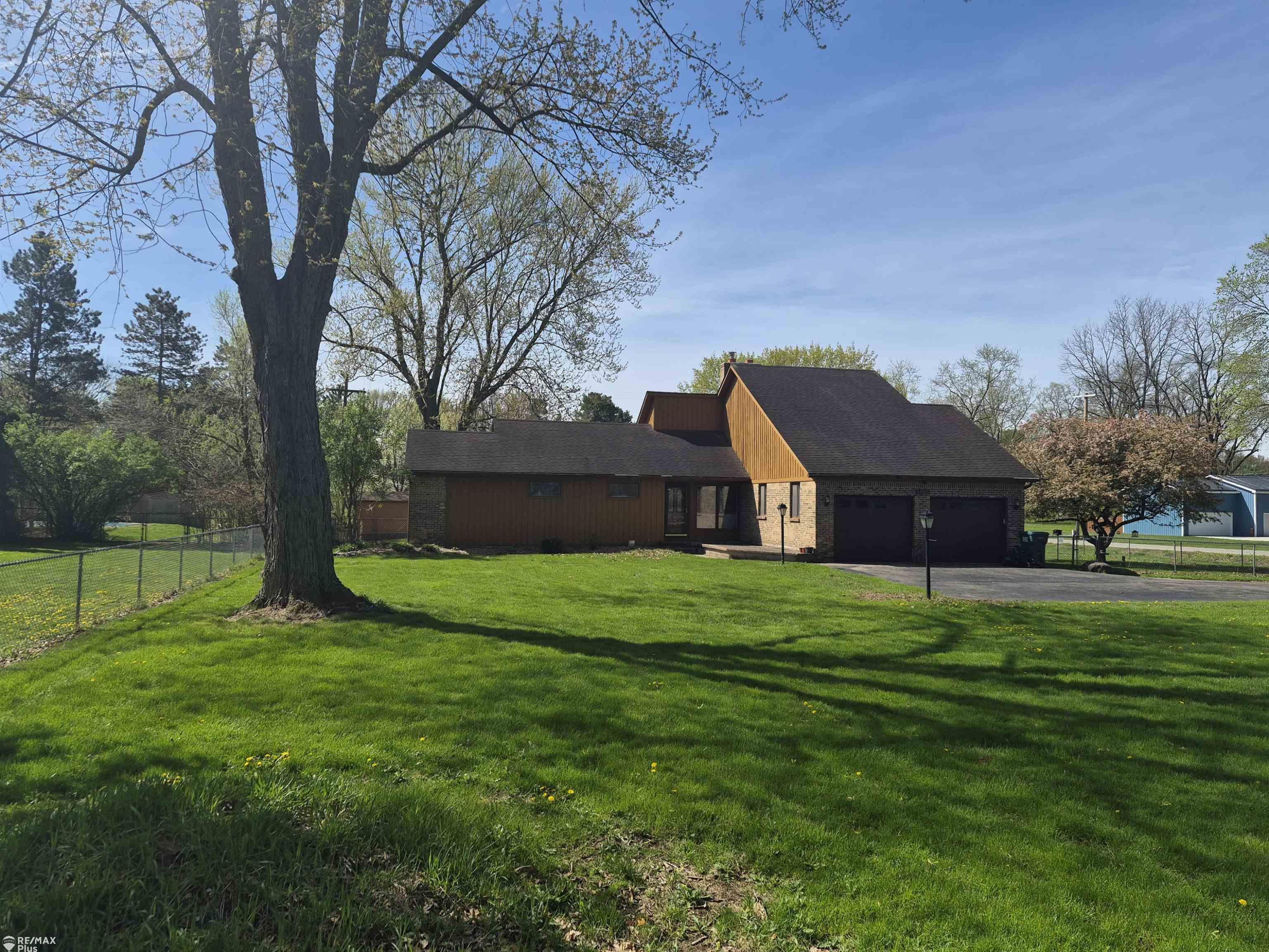 1115 Turrill Road, Lapeer, MI 48446