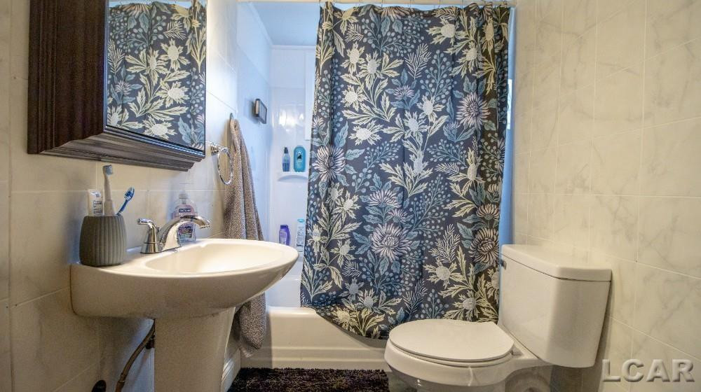 715 Alexander Drive, Adrian, MI 49221 — Photo 14