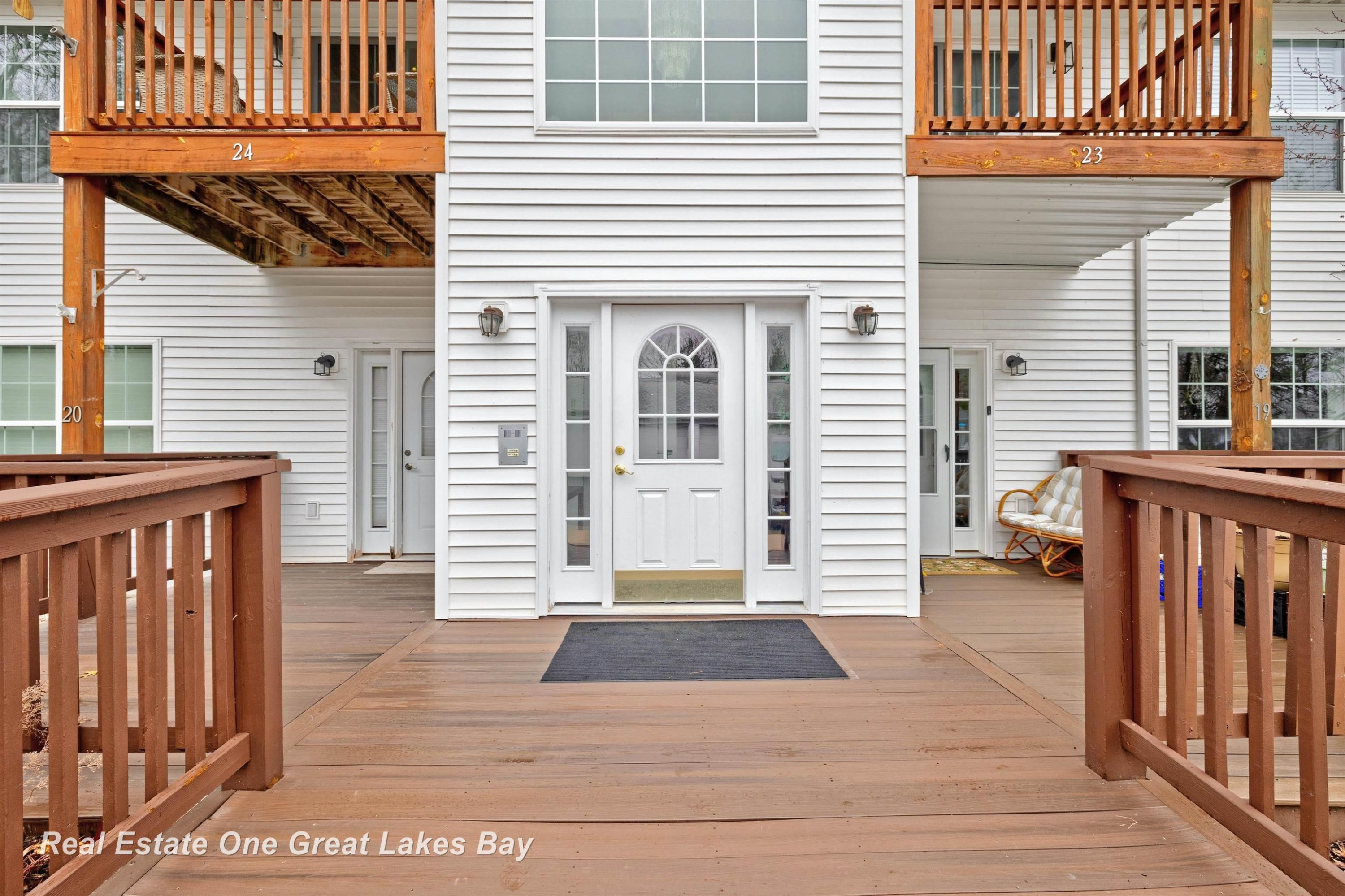 1015 E Lincoln Street, 24, East Tawas, MI 48730 — Photo 2