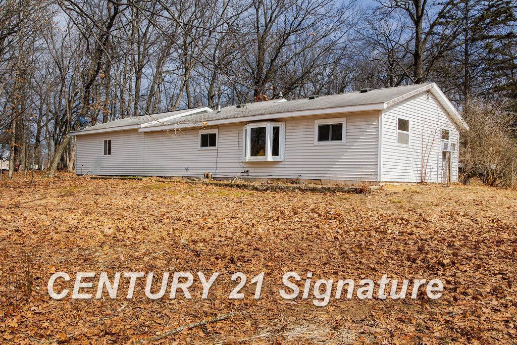 4041 Janet Road, Harrison, MI 48625 — Photo 21