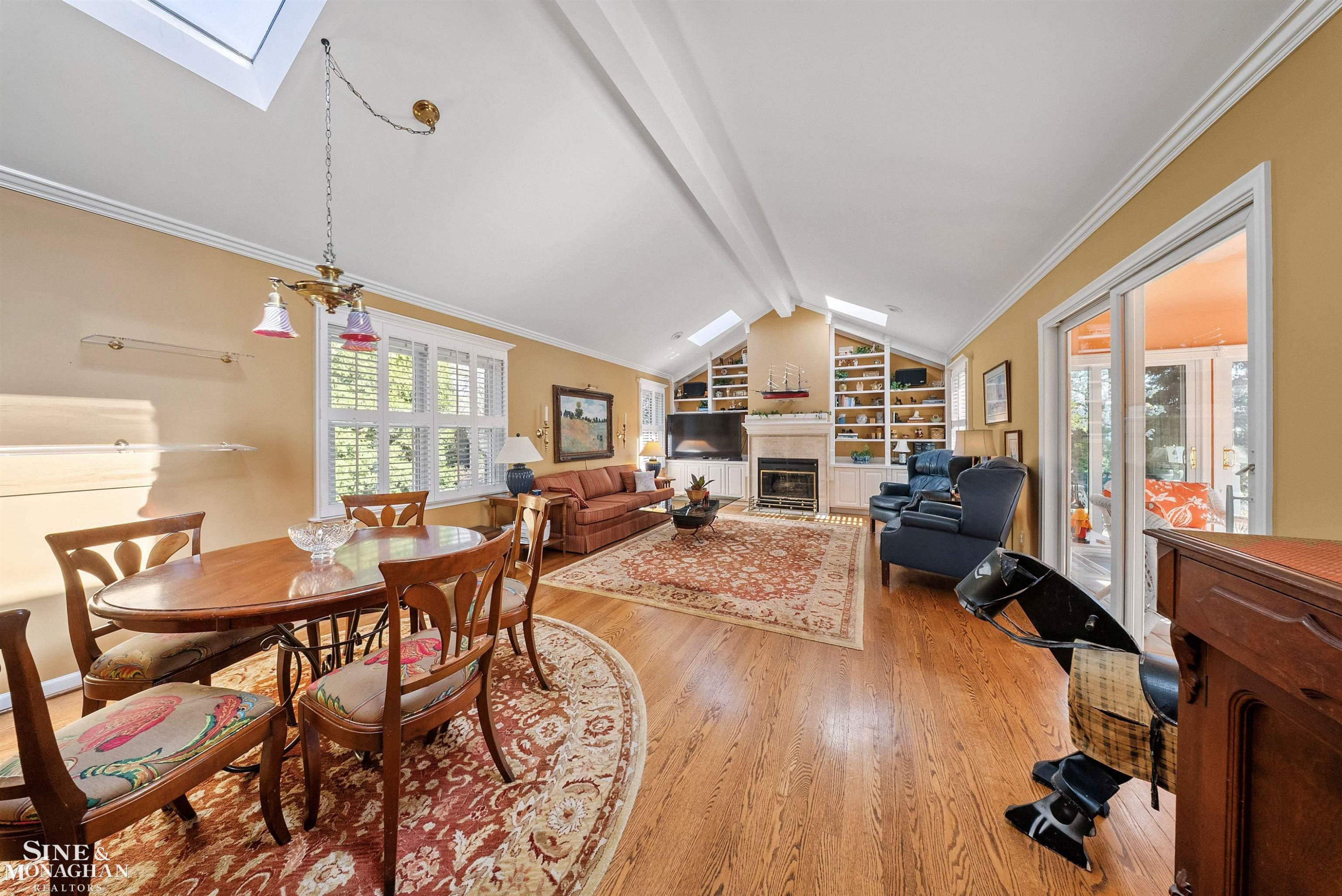 926 Hidden Lane, Grosse Pointe Woods, MI 48236 — Photo 4