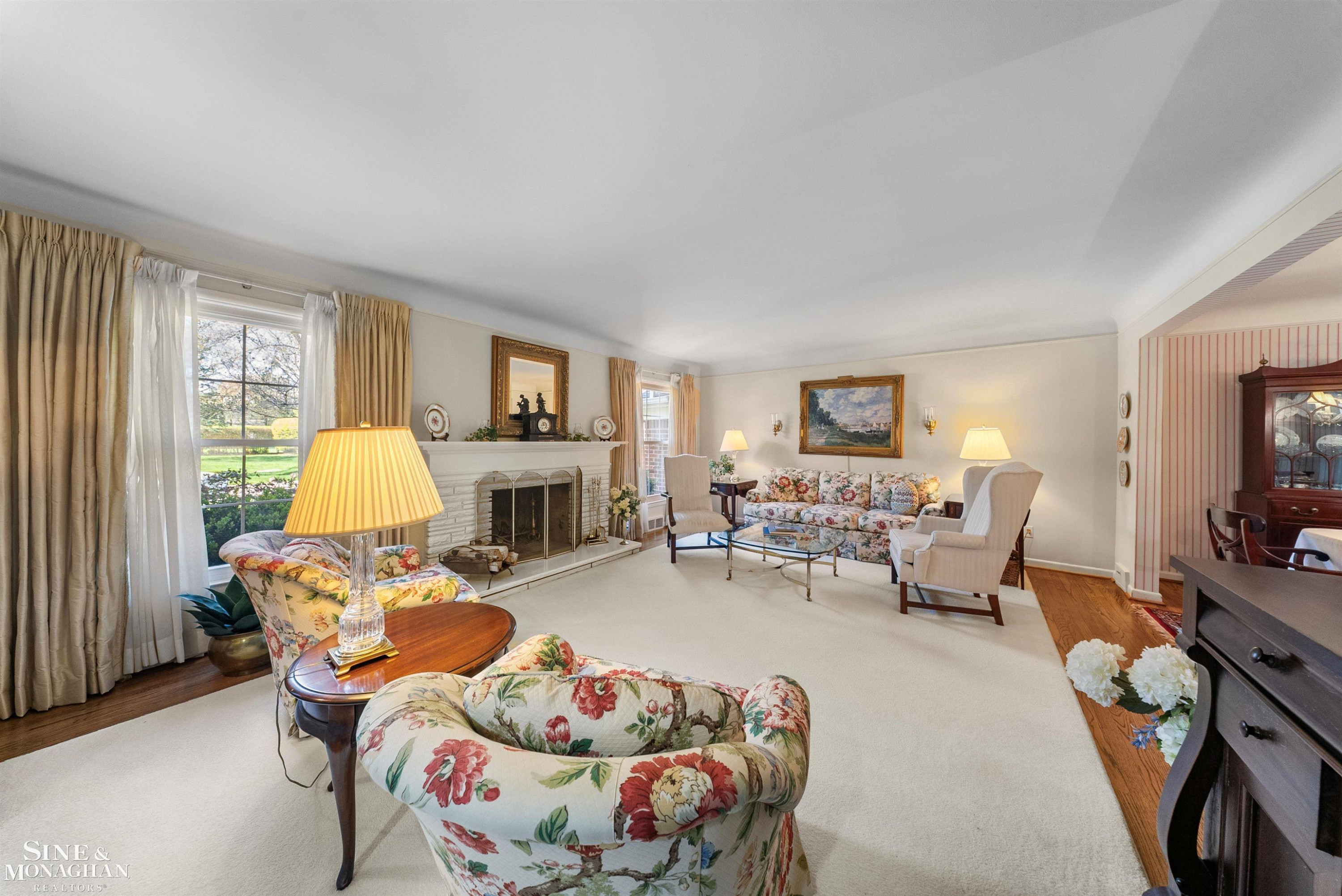 926 Hidden Lane, Grosse Pointe Woods, MI 48236 — Photo 8