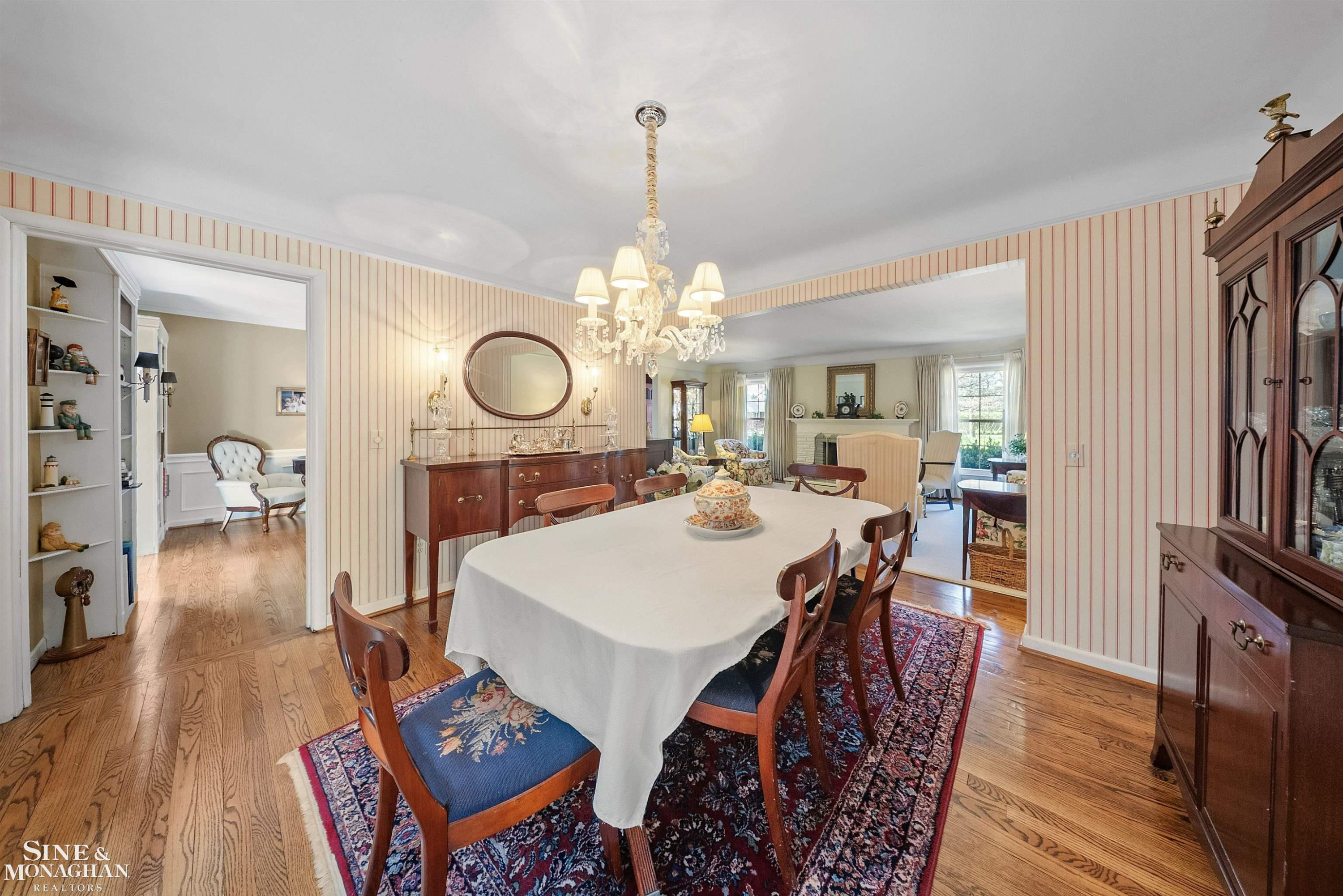 926 Hidden Lane, Grosse Pointe Woods, MI 48236 — Photo 10