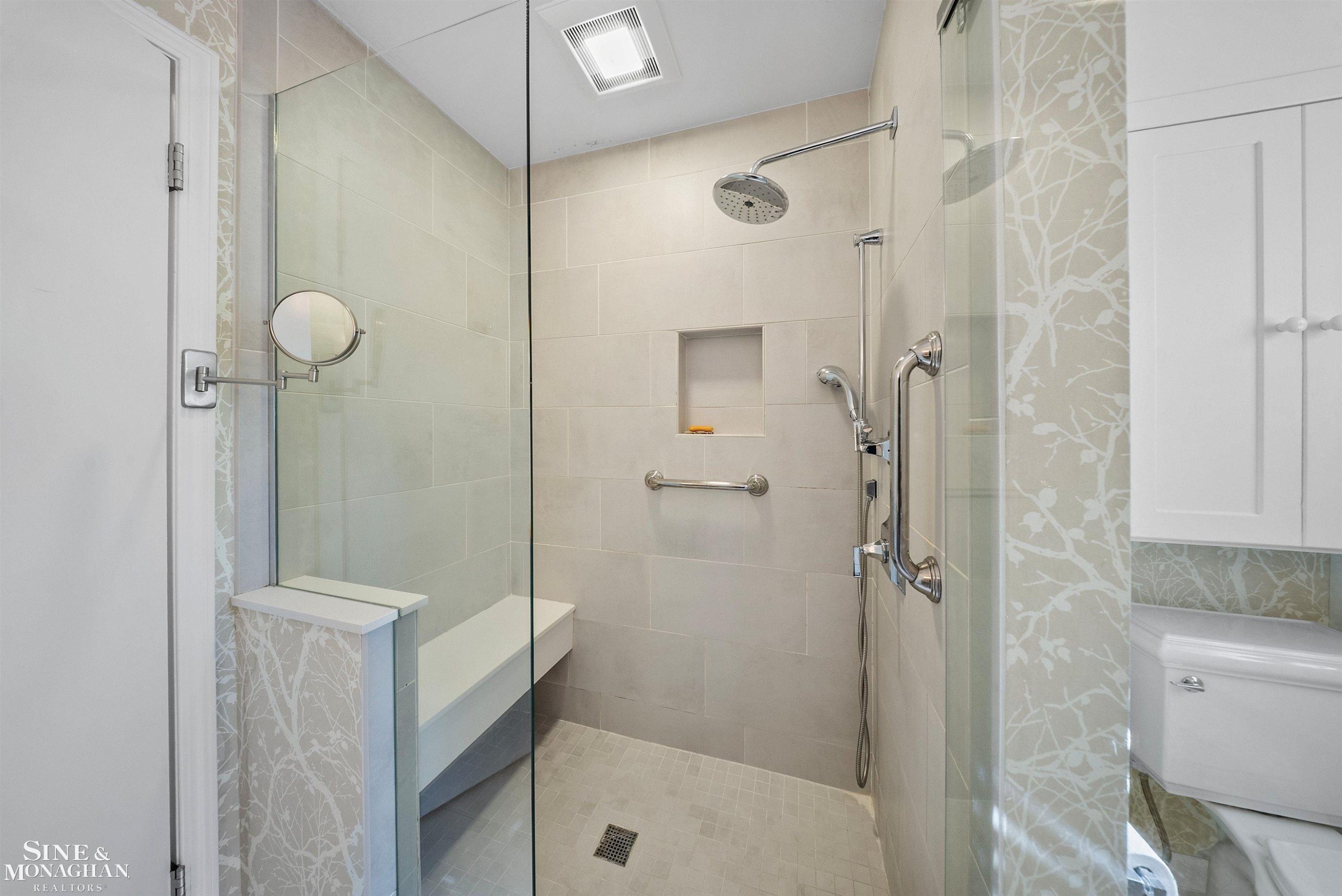 926 Hidden Lane, Grosse Pointe Woods, MI 48236 — Photo 28
