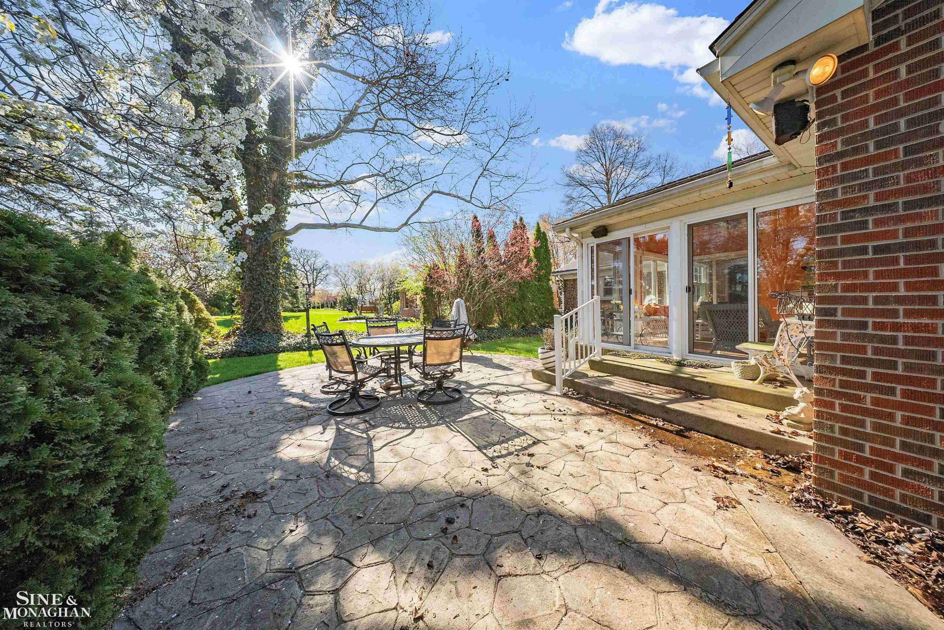 926 Hidden Lane, Grosse Pointe Woods, MI 48236 — Photo 36