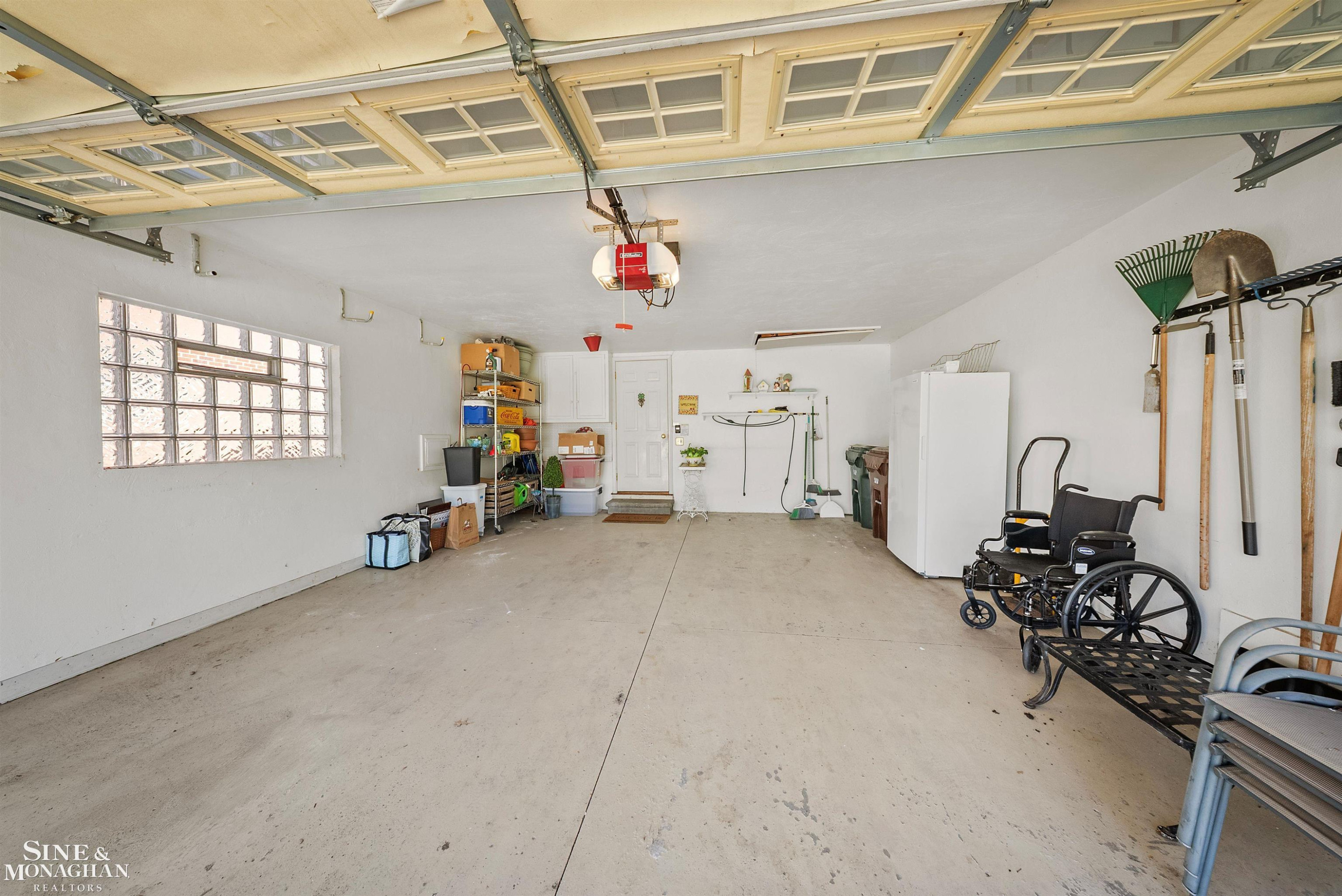 926 Hidden Lane, Grosse Pointe Woods, MI 48236 — Photo 40