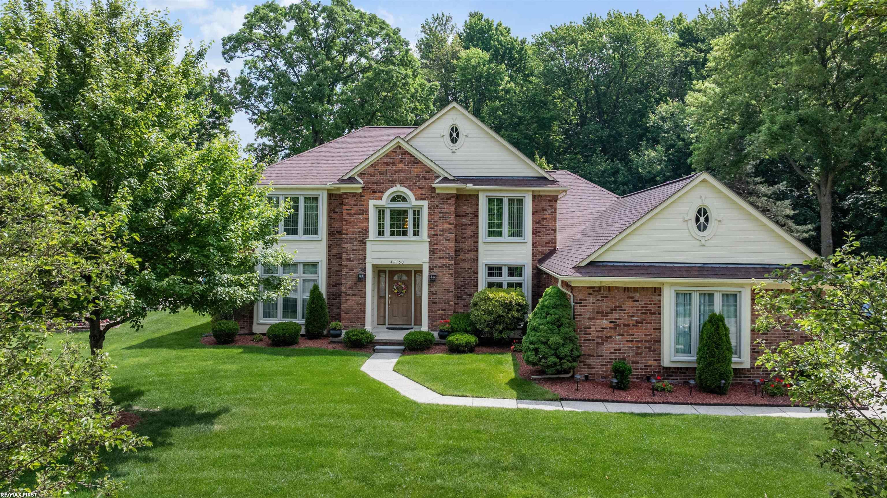 42150 Margaret Drive, Clinton Twp, MI 48038 — Photo 2