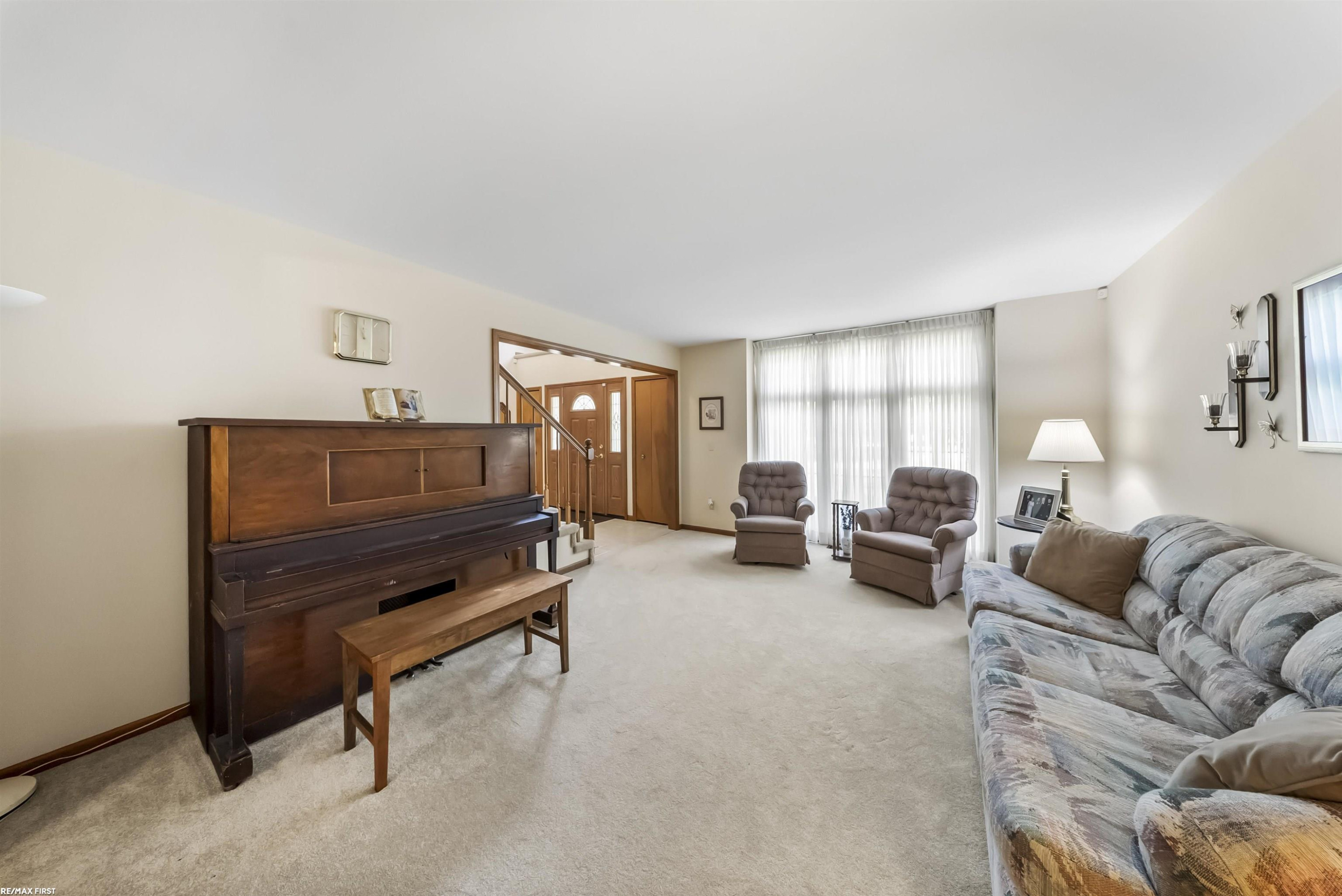 42150 Margaret Drive, Clinton Twp, MI 48038 — Photo 6