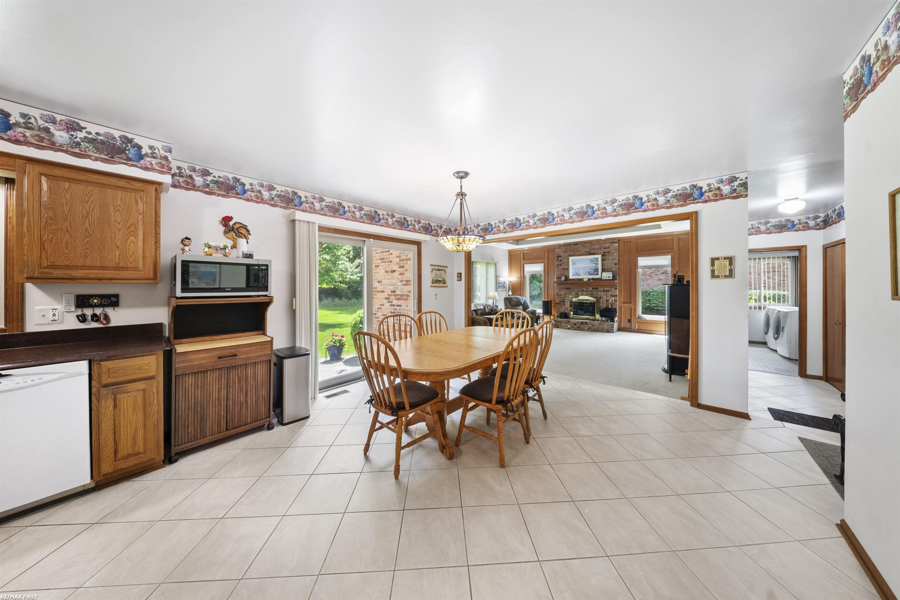 42150 Margaret Drive, Clinton Twp, MI 48038 — Photo 12