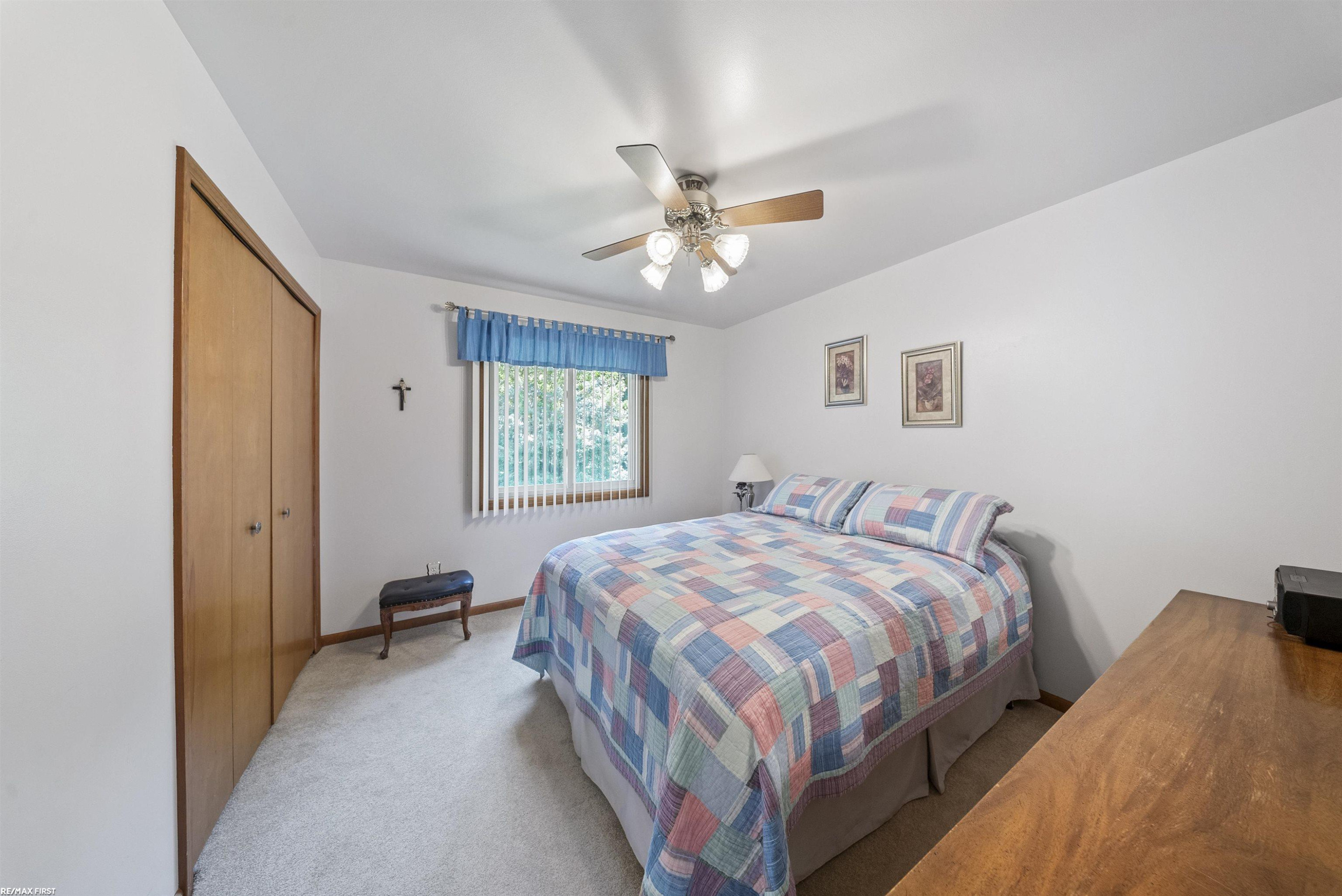 42150 Margaret Drive, Clinton Twp, MI 48038 — Photo 32