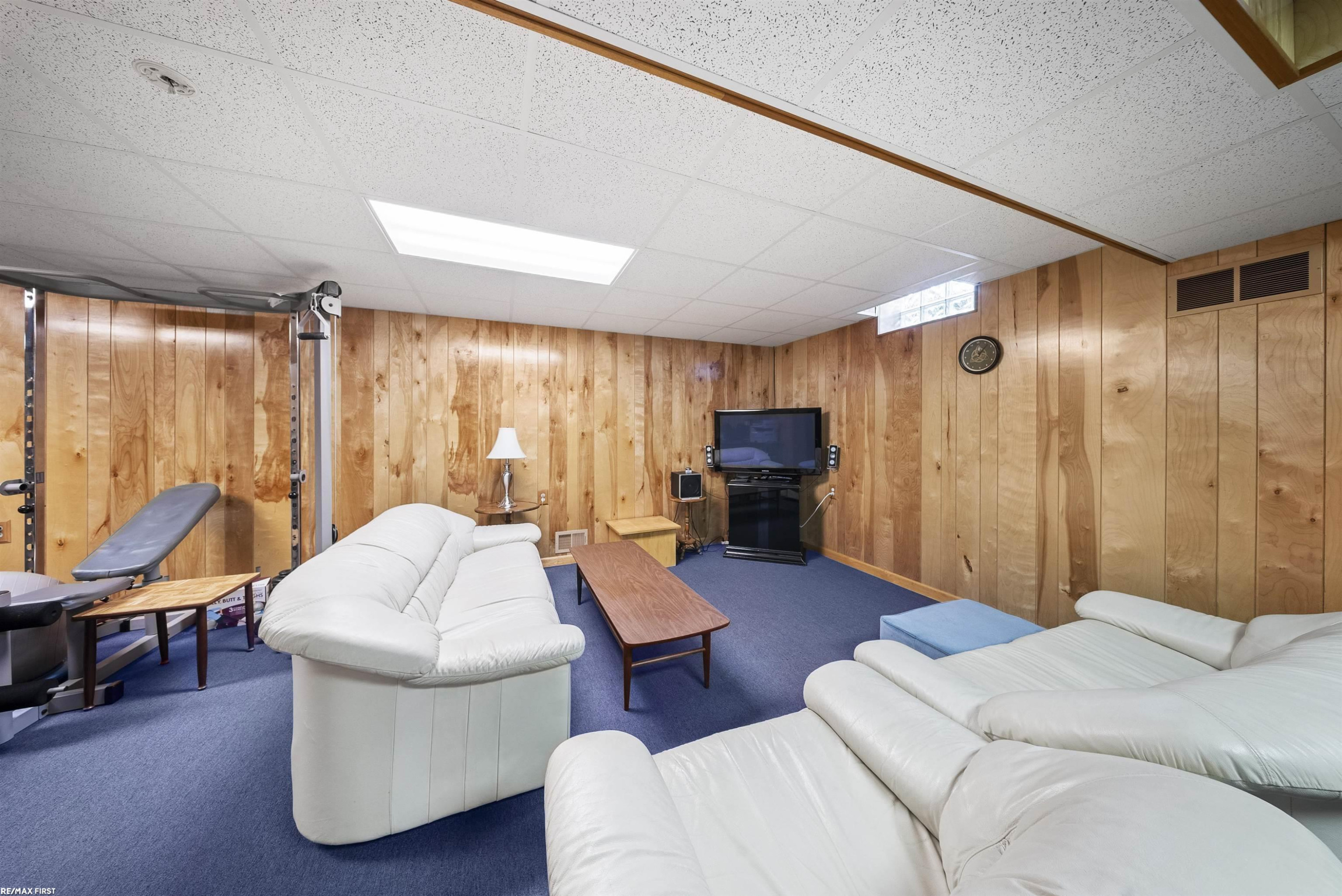 42150 Margaret Drive, Clinton Twp, MI 48038 — Photo 39