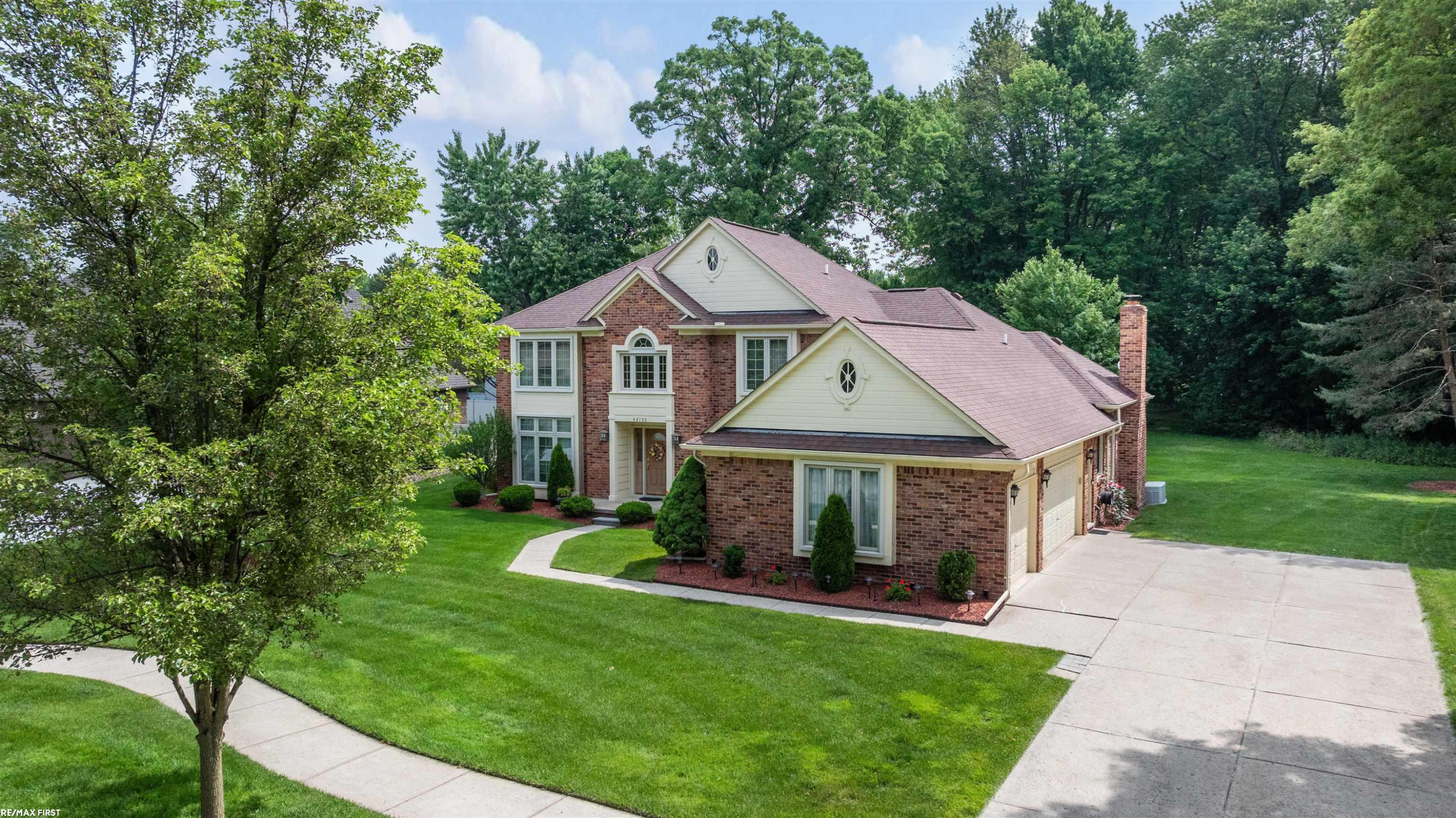 42150 Margaret Drive, Clinton Twp, MI 48038 — Photo 42