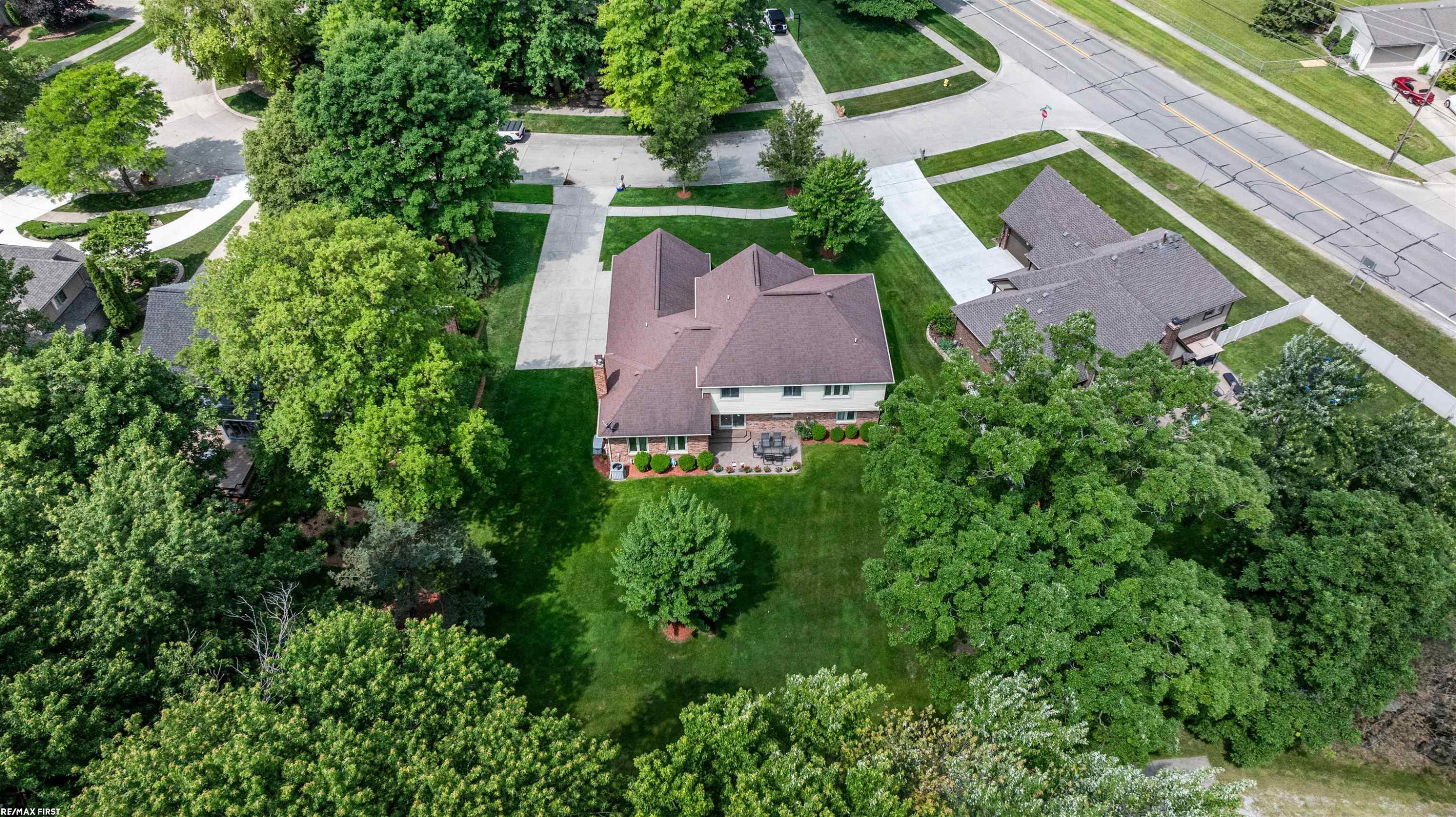 42150 Margaret Drive, Clinton Twp, MI 48038 — Photo 43