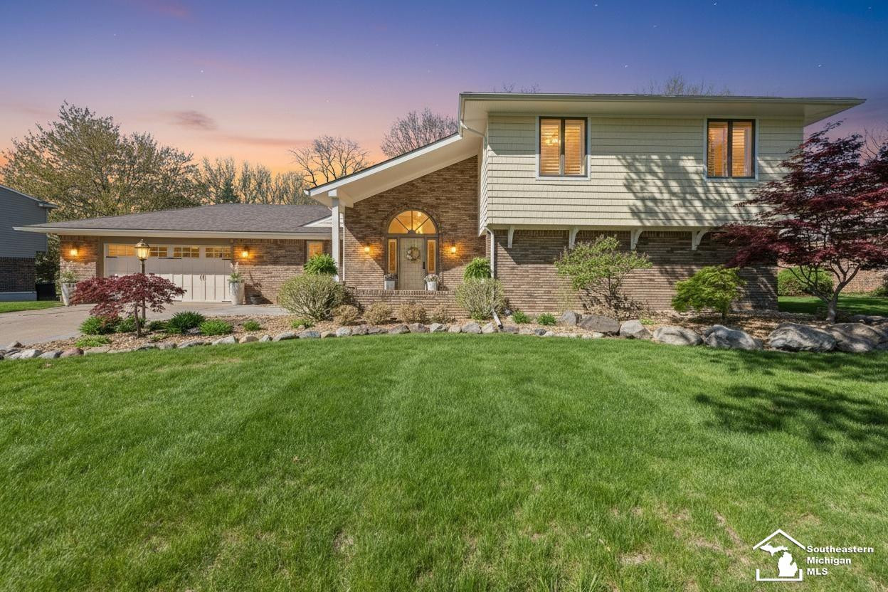 8908 Sarah Lane, Grosse Ile, MI 48138 — Photo 2