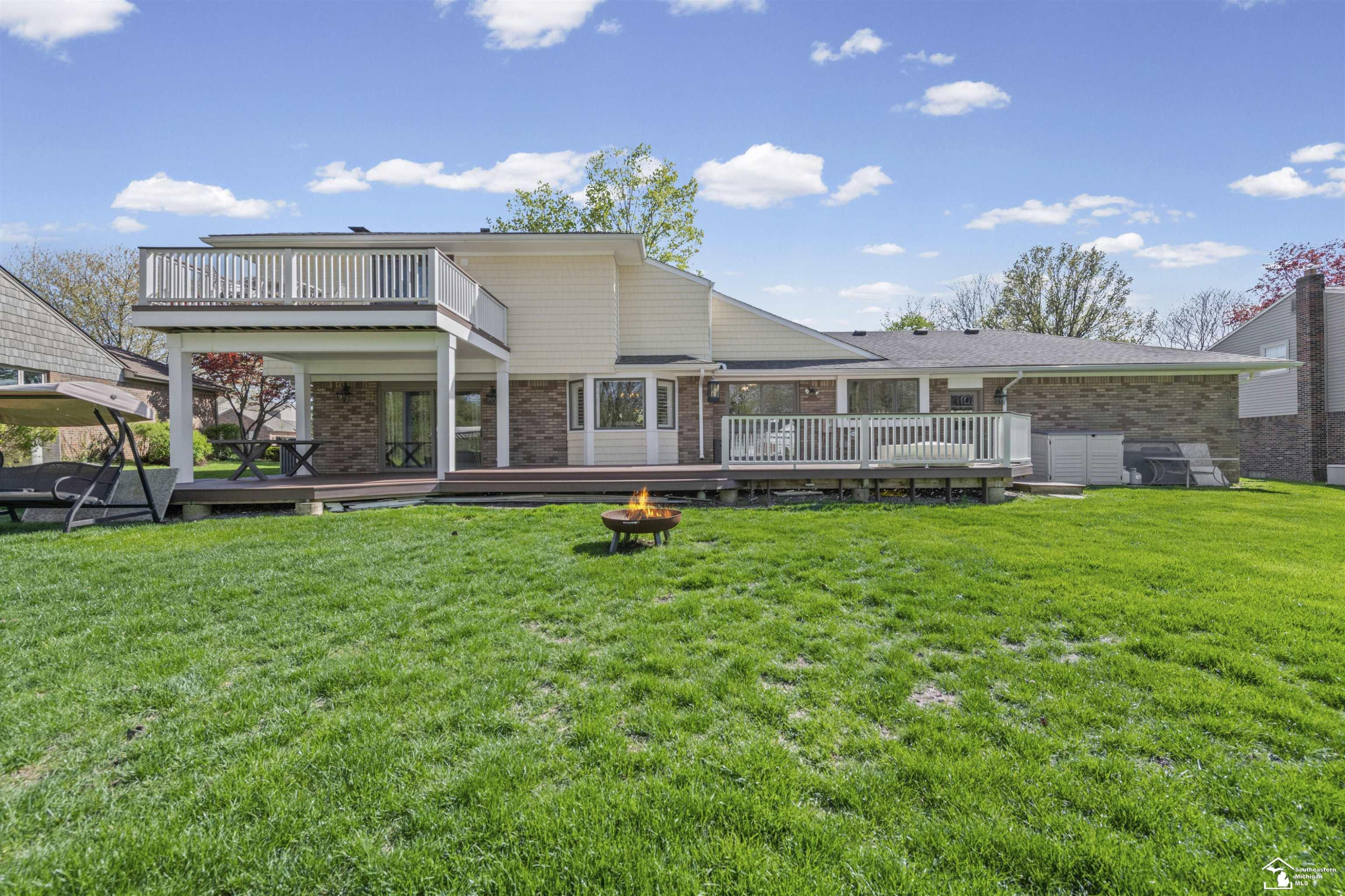 8908 Sarah Lane, Grosse Ile, MI 48138 — Photo 31
