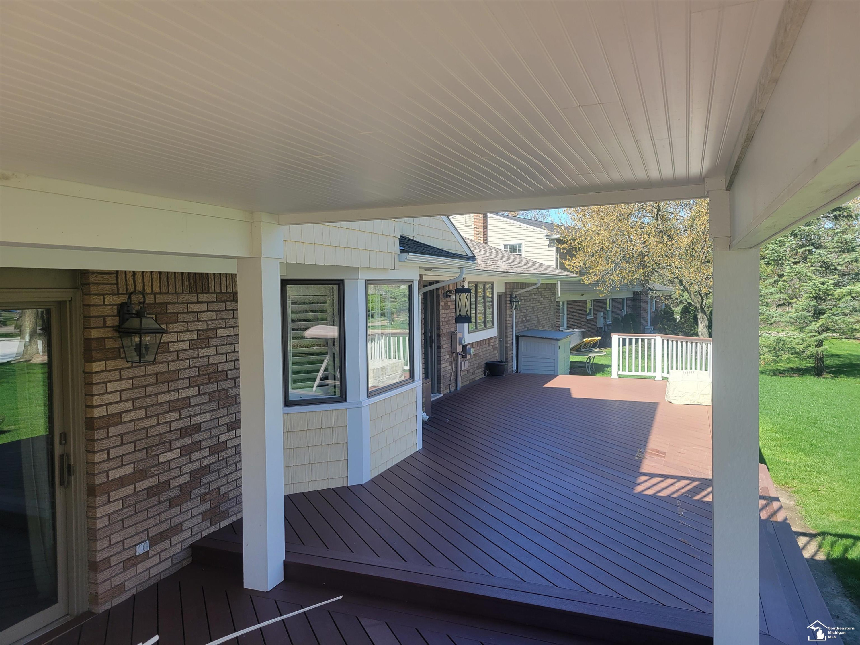 8908 Sarah Lane, Grosse Ile, MI 48138 — Photo 39
