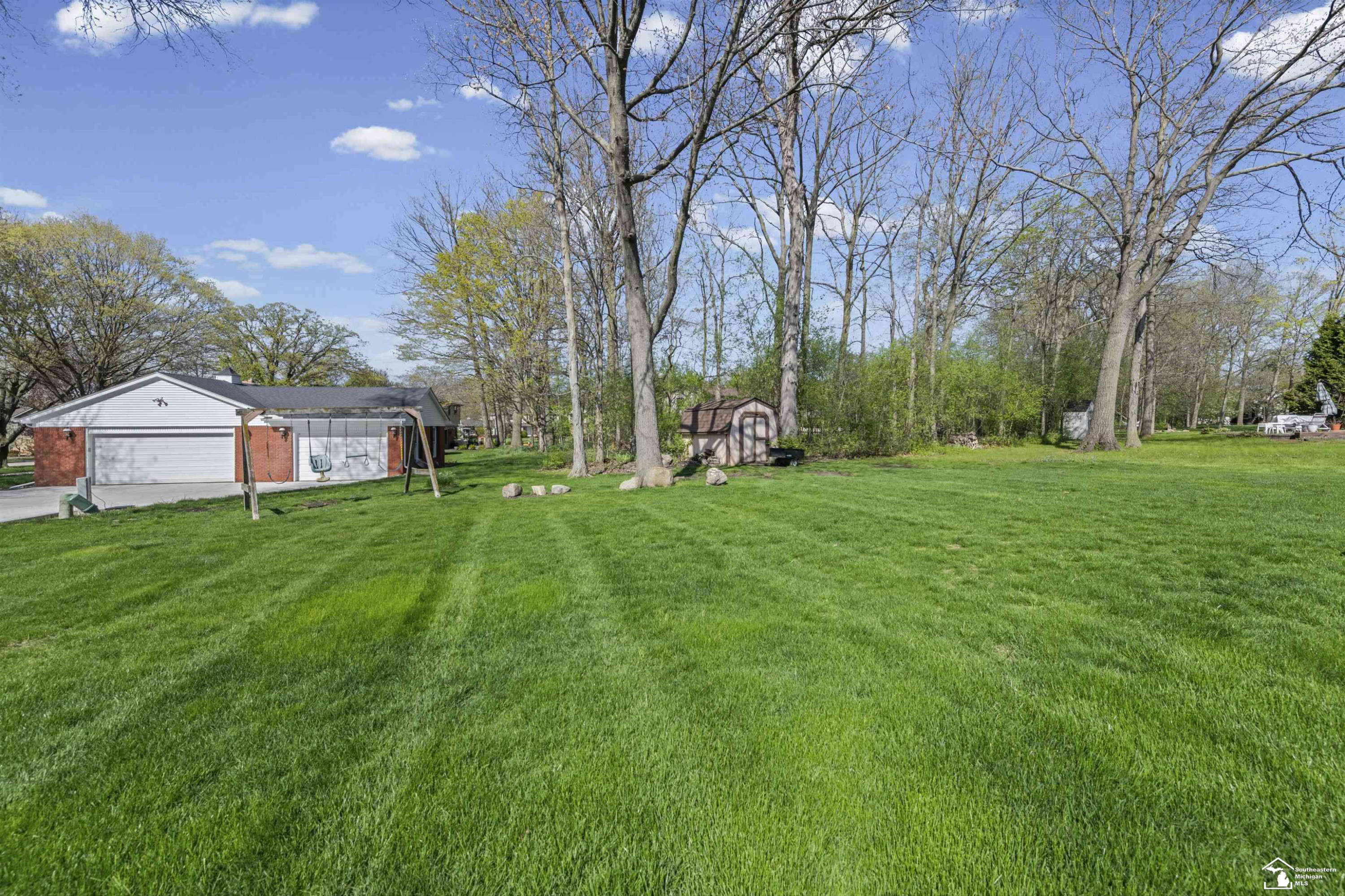 8908 Sarah Lane, Grosse Ile, MI 48138 — Photo 40