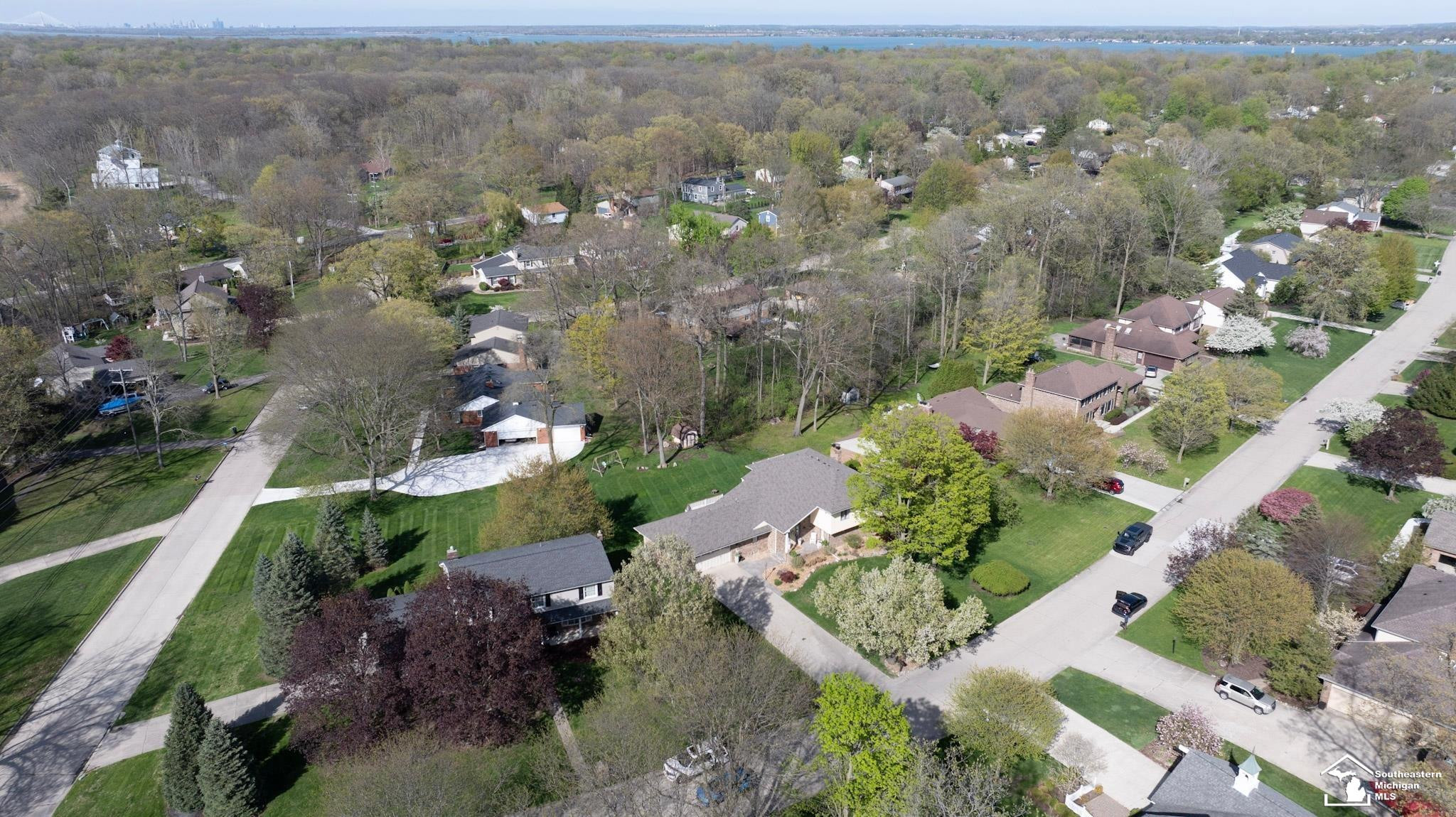8908 Sarah Lane, Grosse Ile, MI 48138 — Photo 43