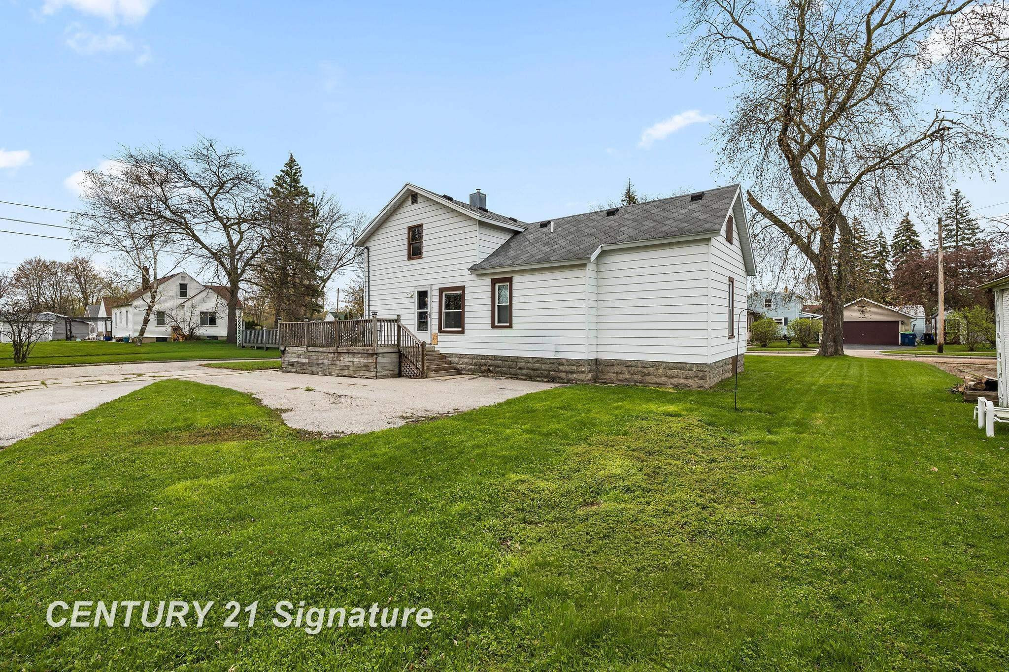 407 Ottawa Street, Bay City, MI 48706 — Photo 5