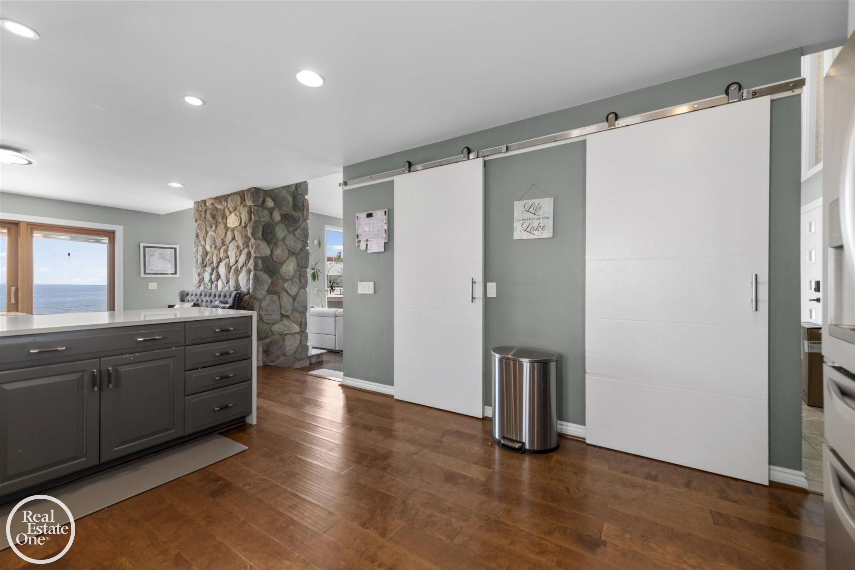 22539 Maple Street, Saint Clair Shores, MI 48081 — Photo 15
