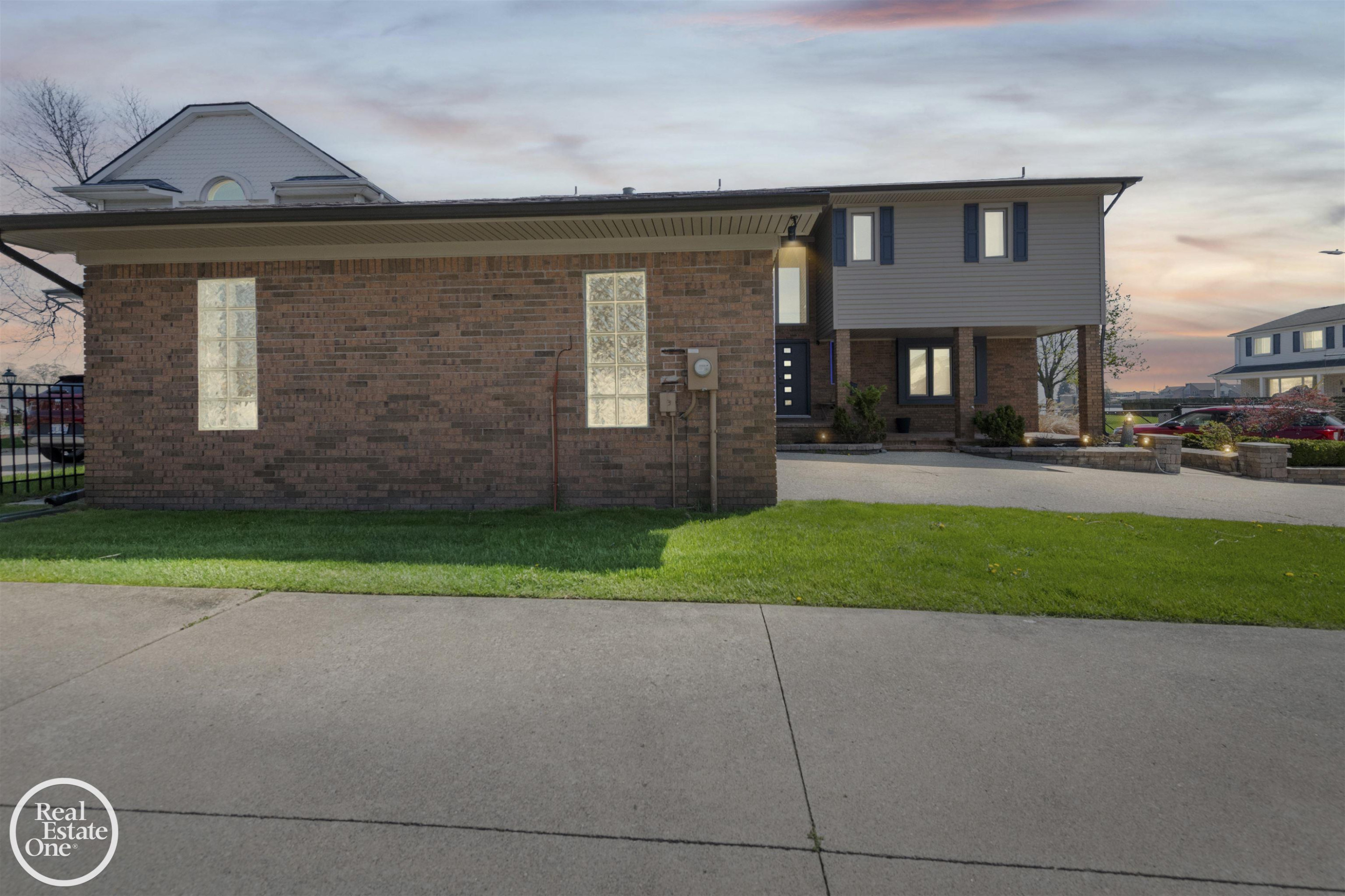 22539 Maple Street, Saint Clair Shores, MI 48081 — Photo 41