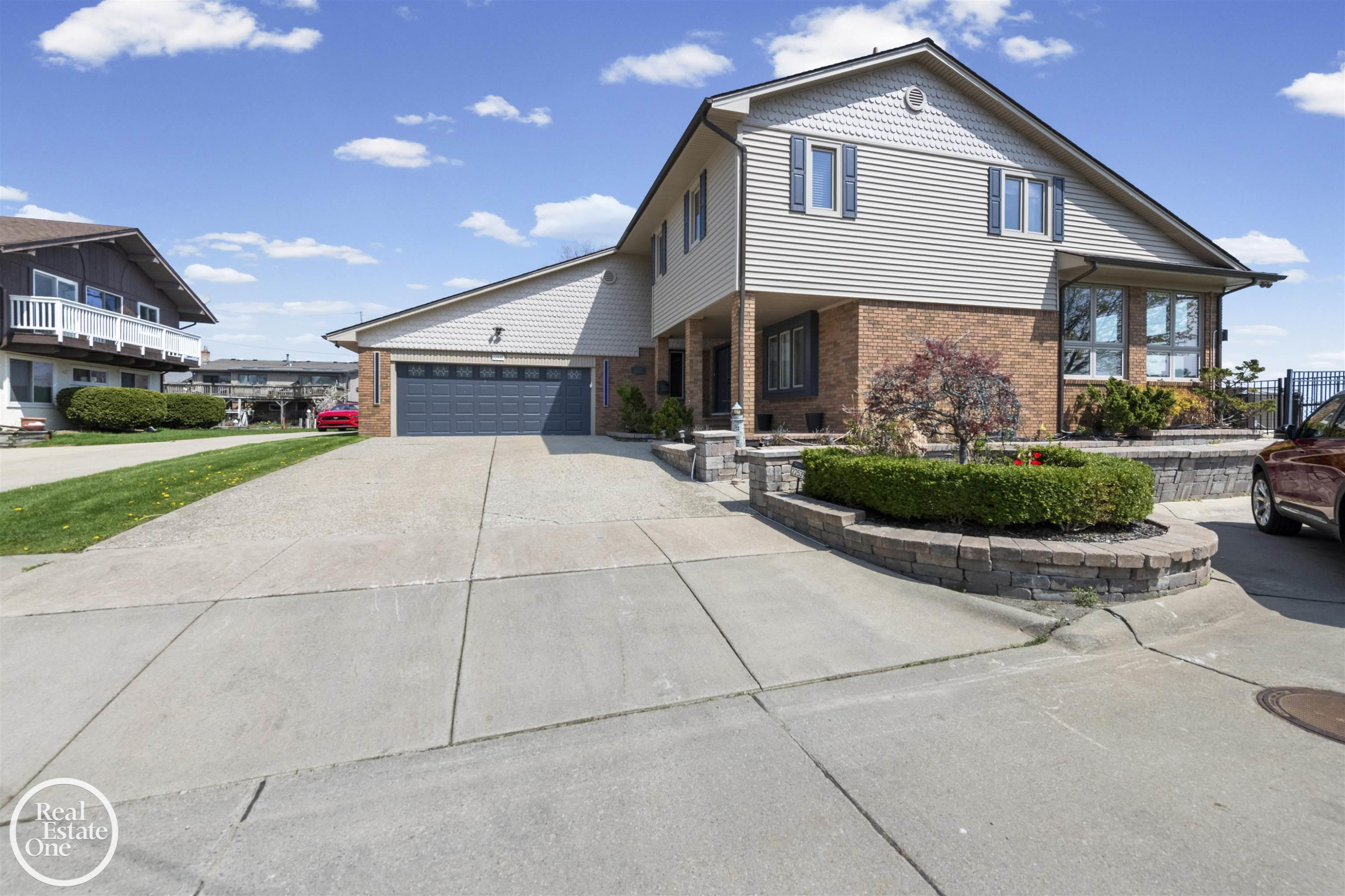 22539 Maple Street, Saint Clair Shores, MI 48081 — Photo 42