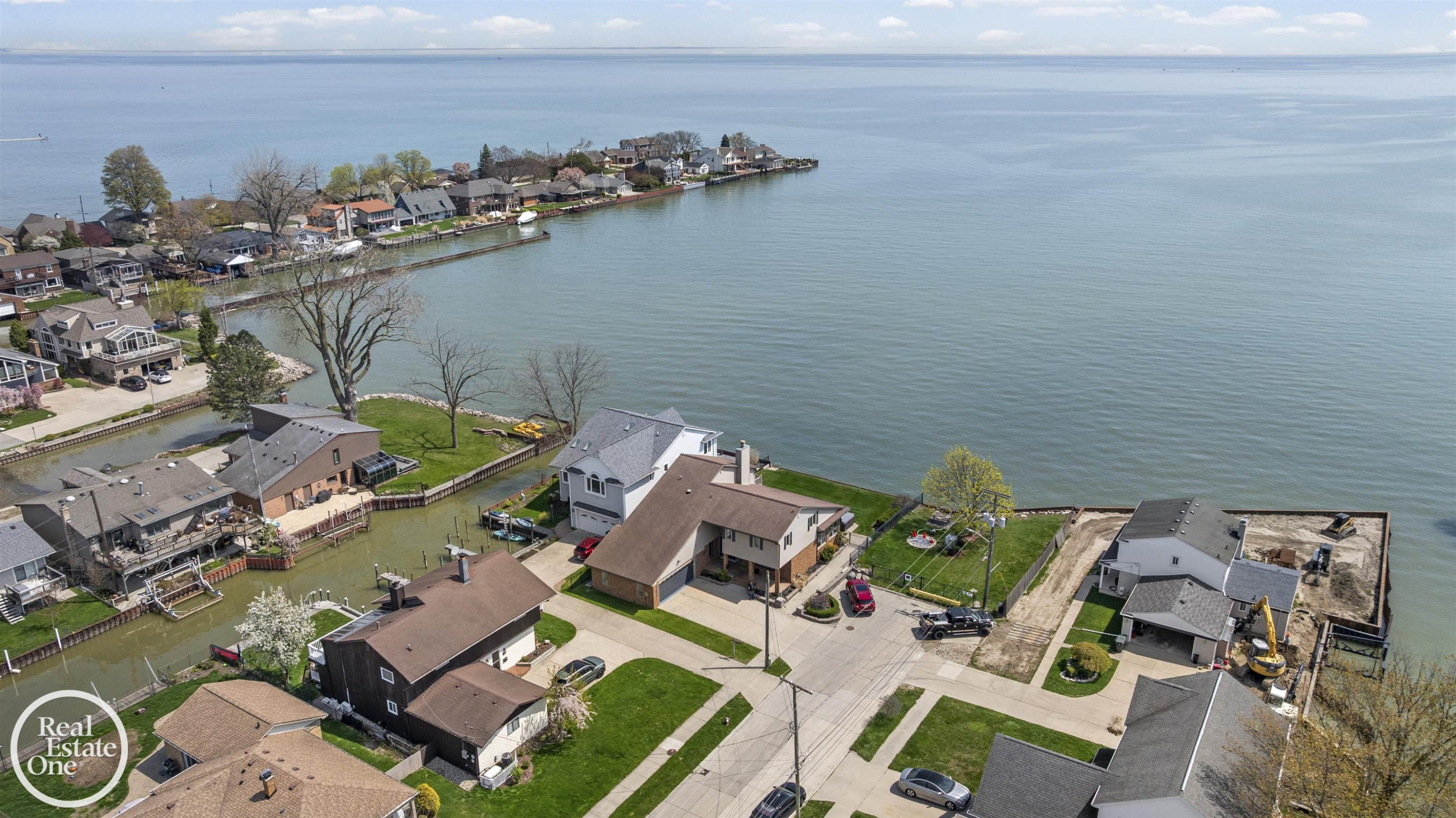 22539 Maple Street, Saint Clair Shores, MI 48081 — Photo 55