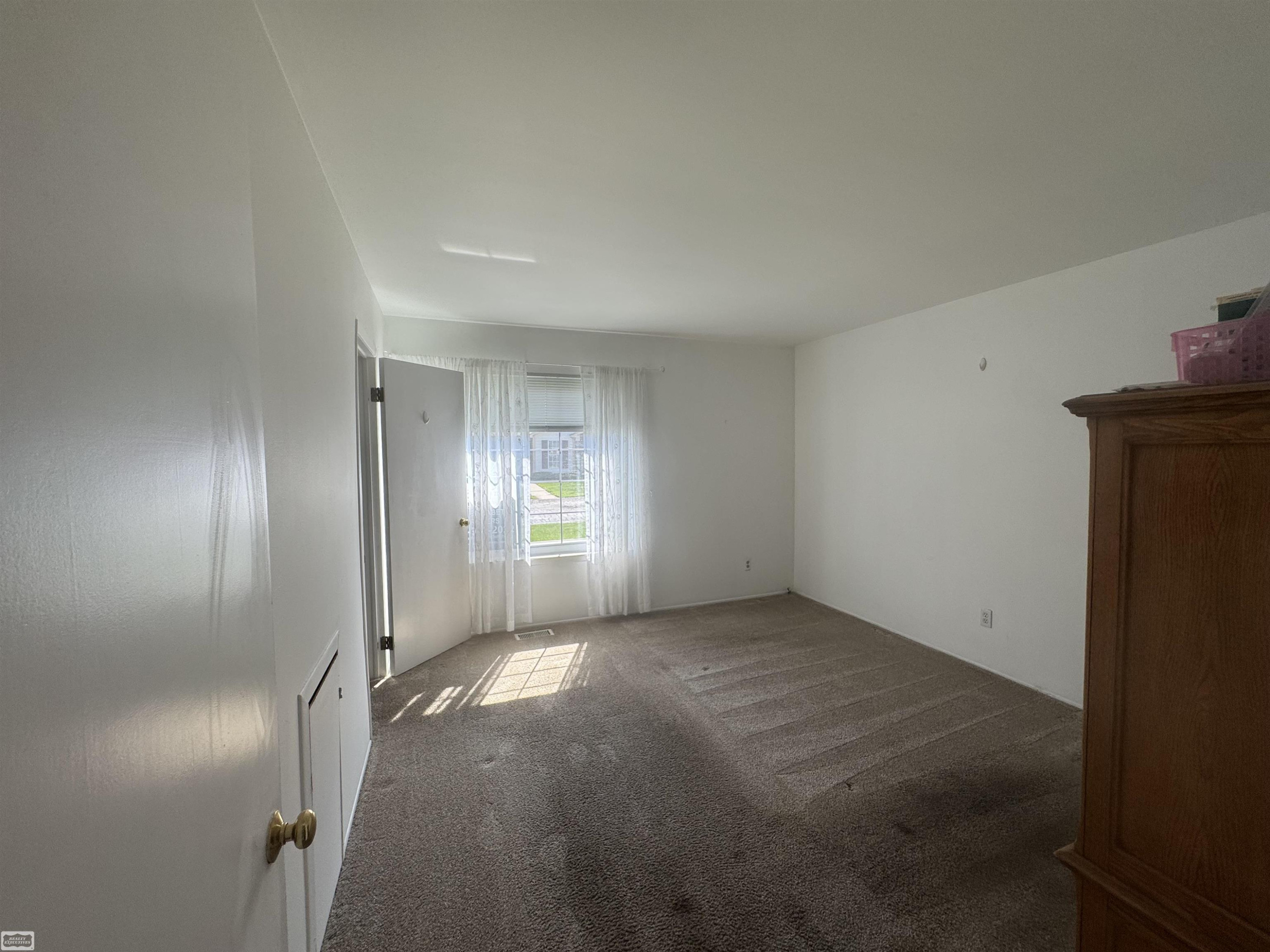22821 Shoreview Court, Saint Clair Shores, MI 48082 — Photo 7