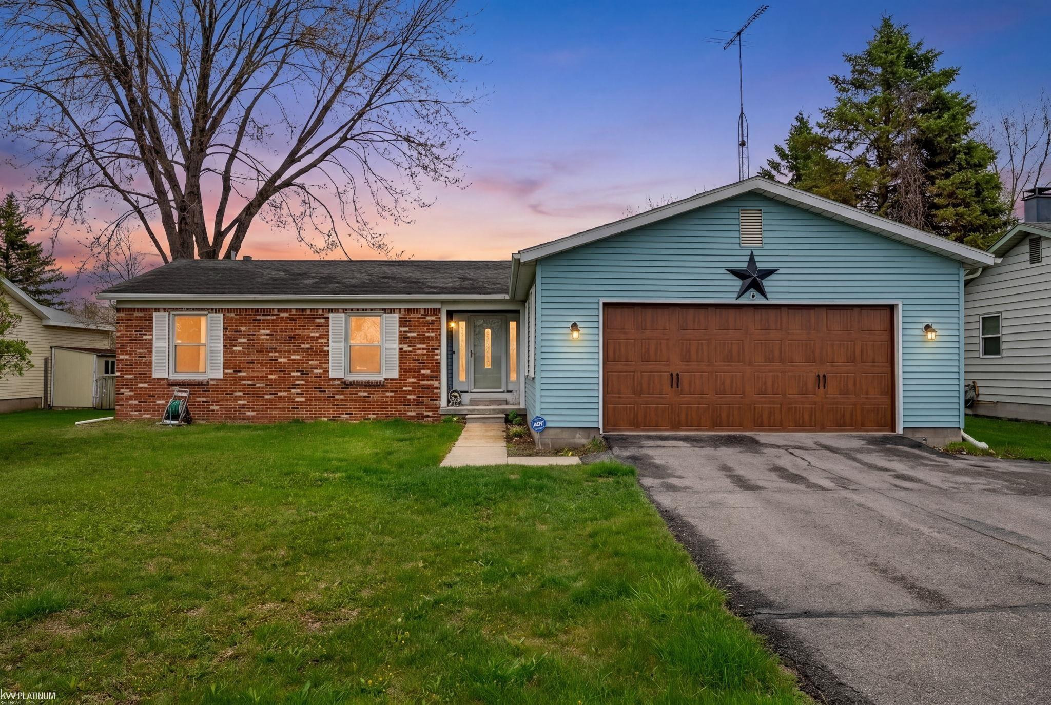721 Range Road, Marysville, MI 48040 — front exterior