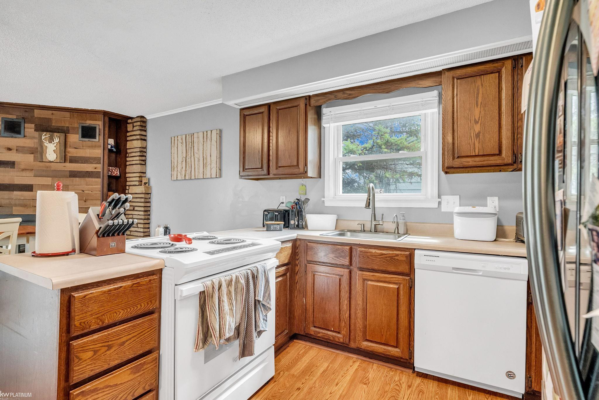 721 Range Road, Marysville, MI 48040 — Photo 16