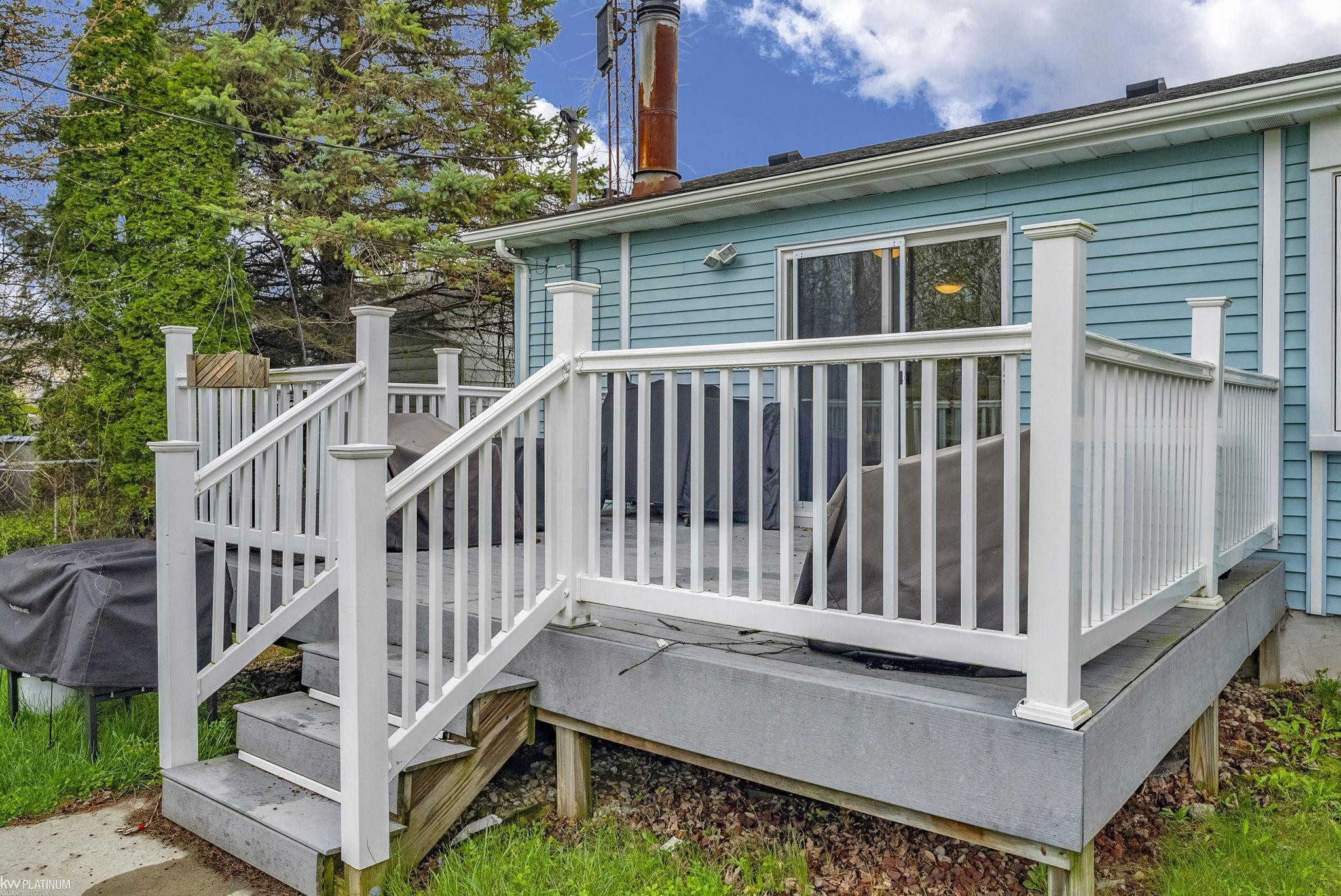 721 Range Road, Marysville, MI 48040 — Photo 42