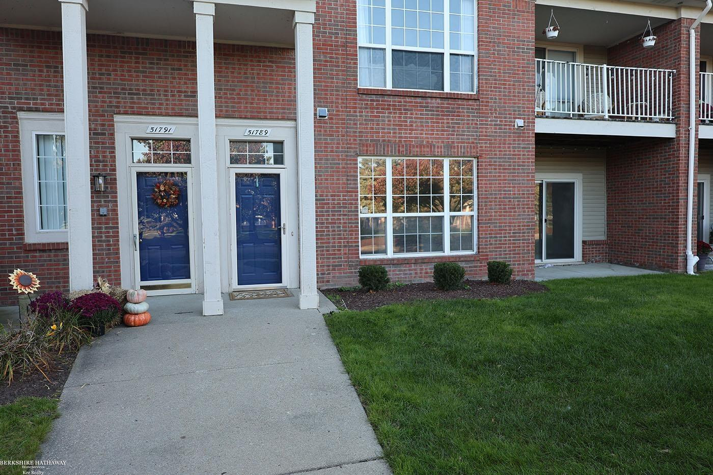 51789 Adler Park Drive, 63, New Baltimore, MI — Photo 2