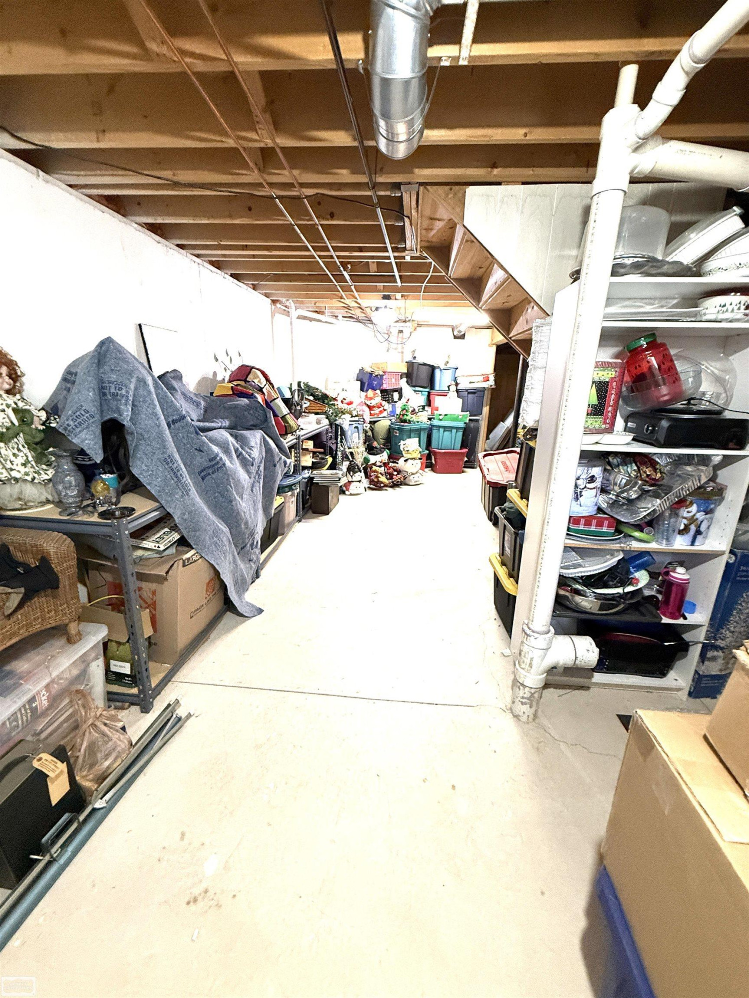 43243 RIVERWAY Drive, Clinton Twp, MI 48038 — Photo 33