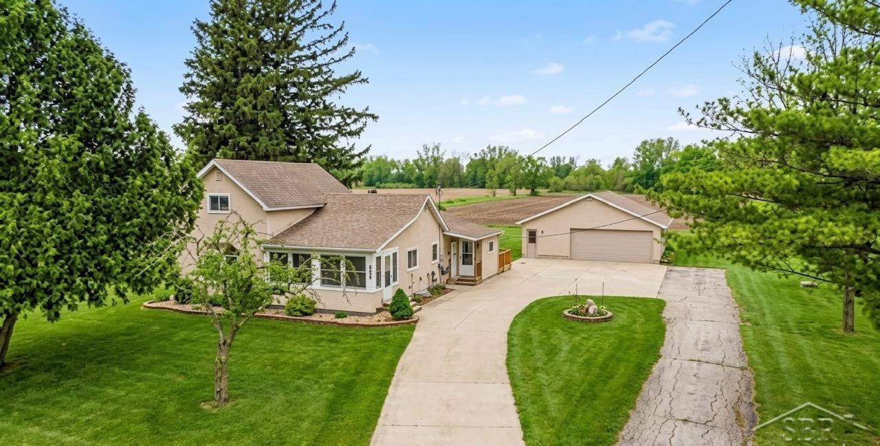 1758 S River Road, Saginaw, MI 48609 — front exterior