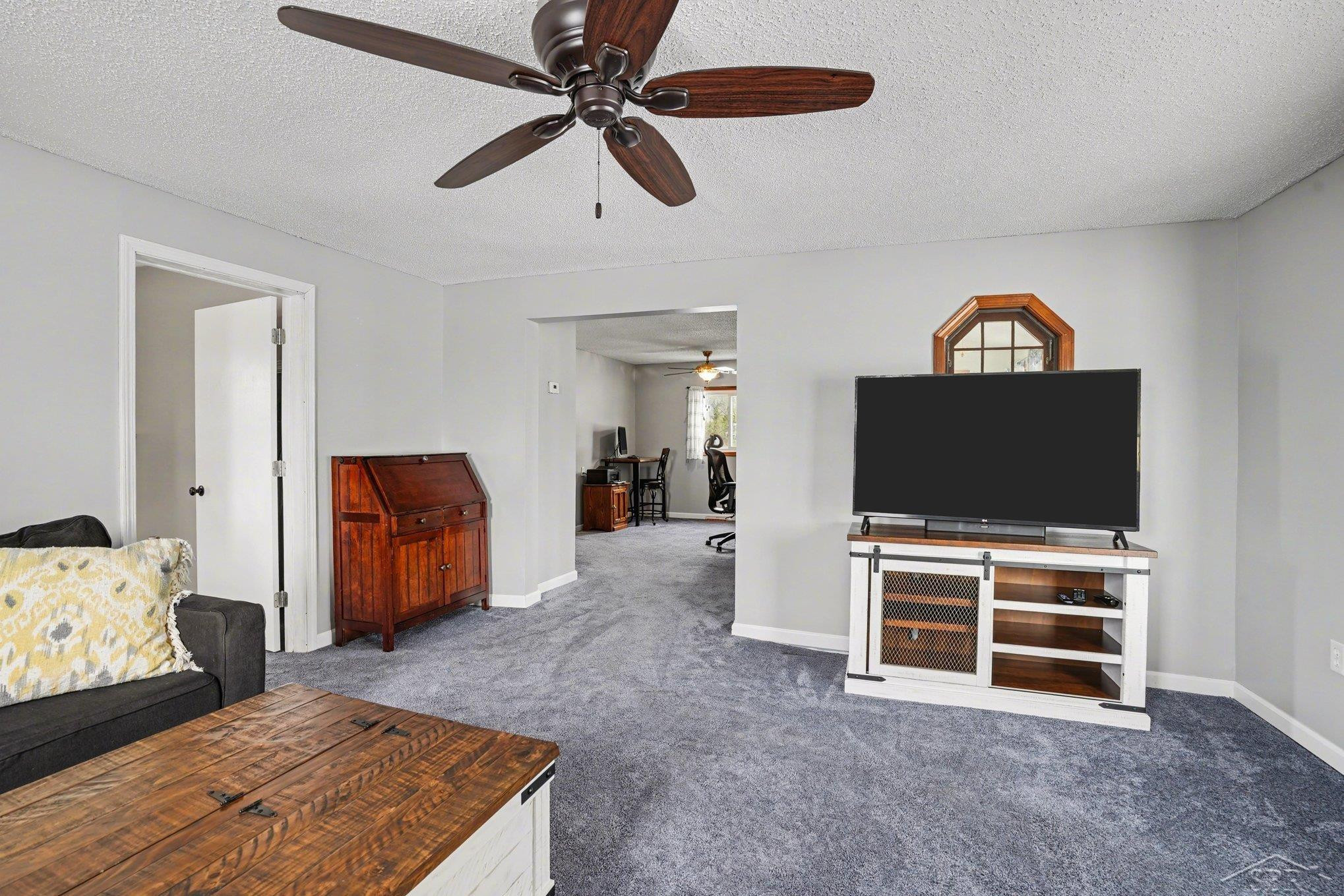 1758 S River Road, Saginaw, MI 48609 — Photo 3
