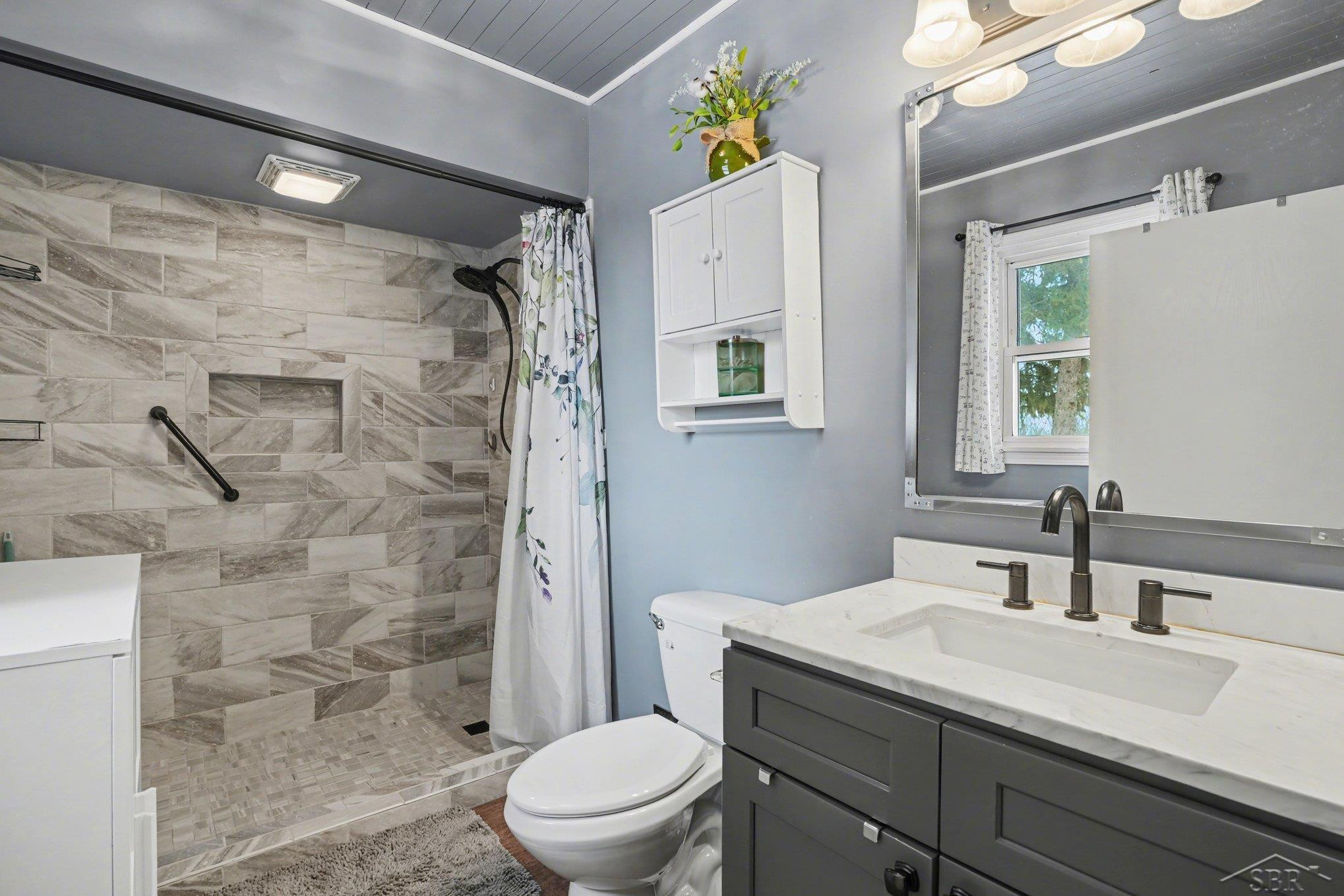 1758 S River Road, Saginaw, MI 48609 — Photo 9