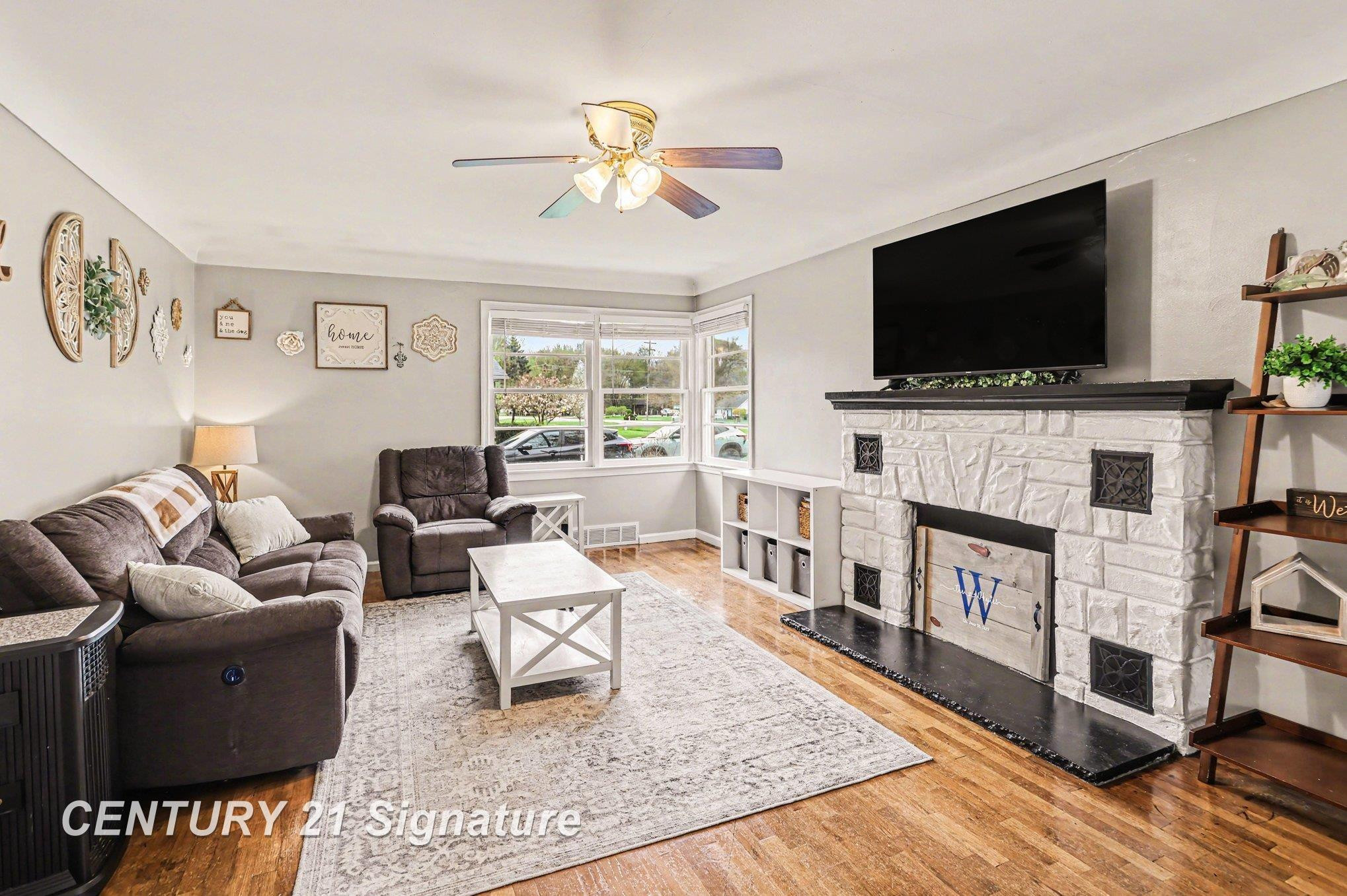 2391 Shattuck Road, Saginaw, MI 48603 — Photo 8