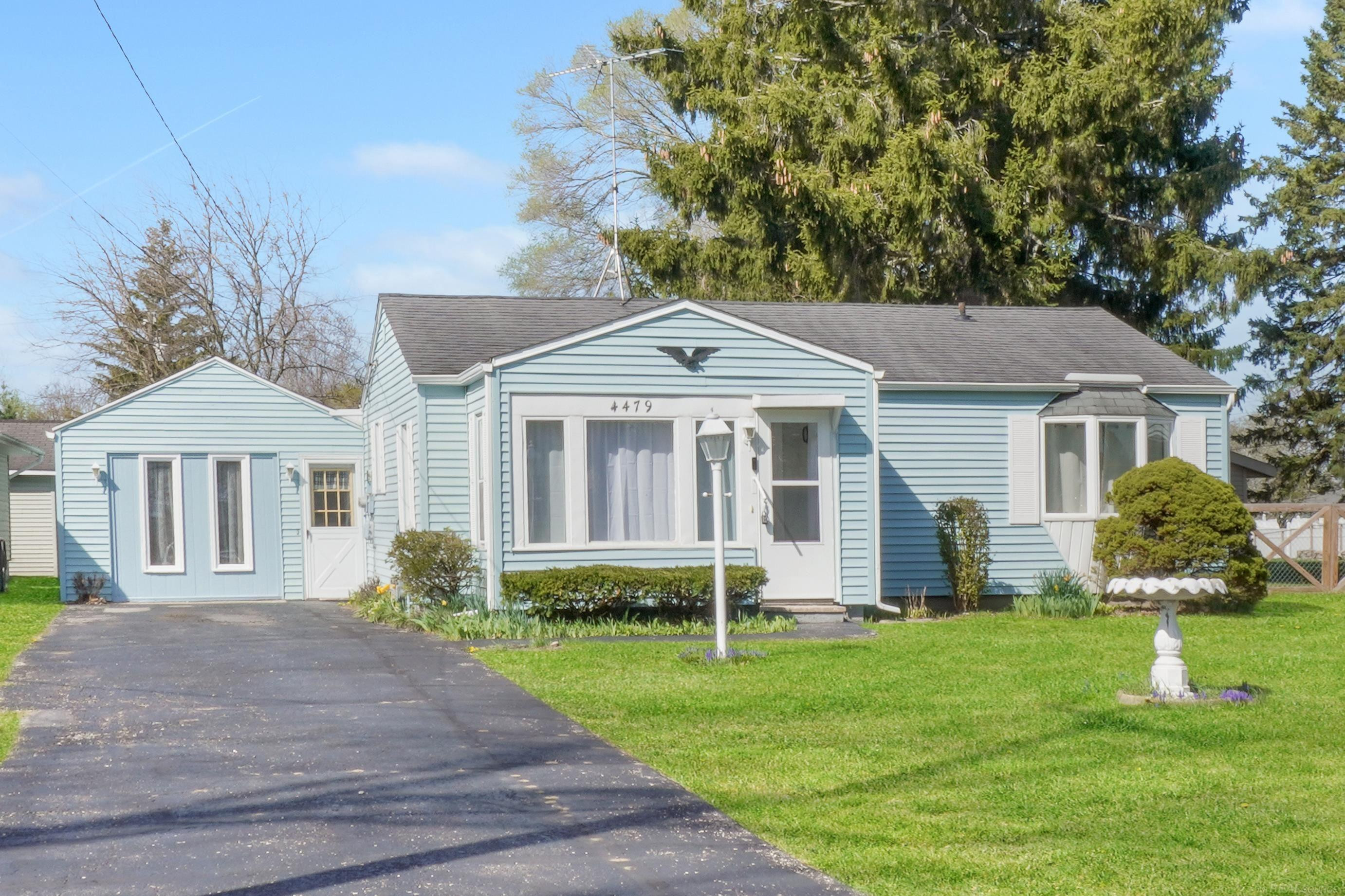 4479 Fairway Drive, MI 48059 — front exterior