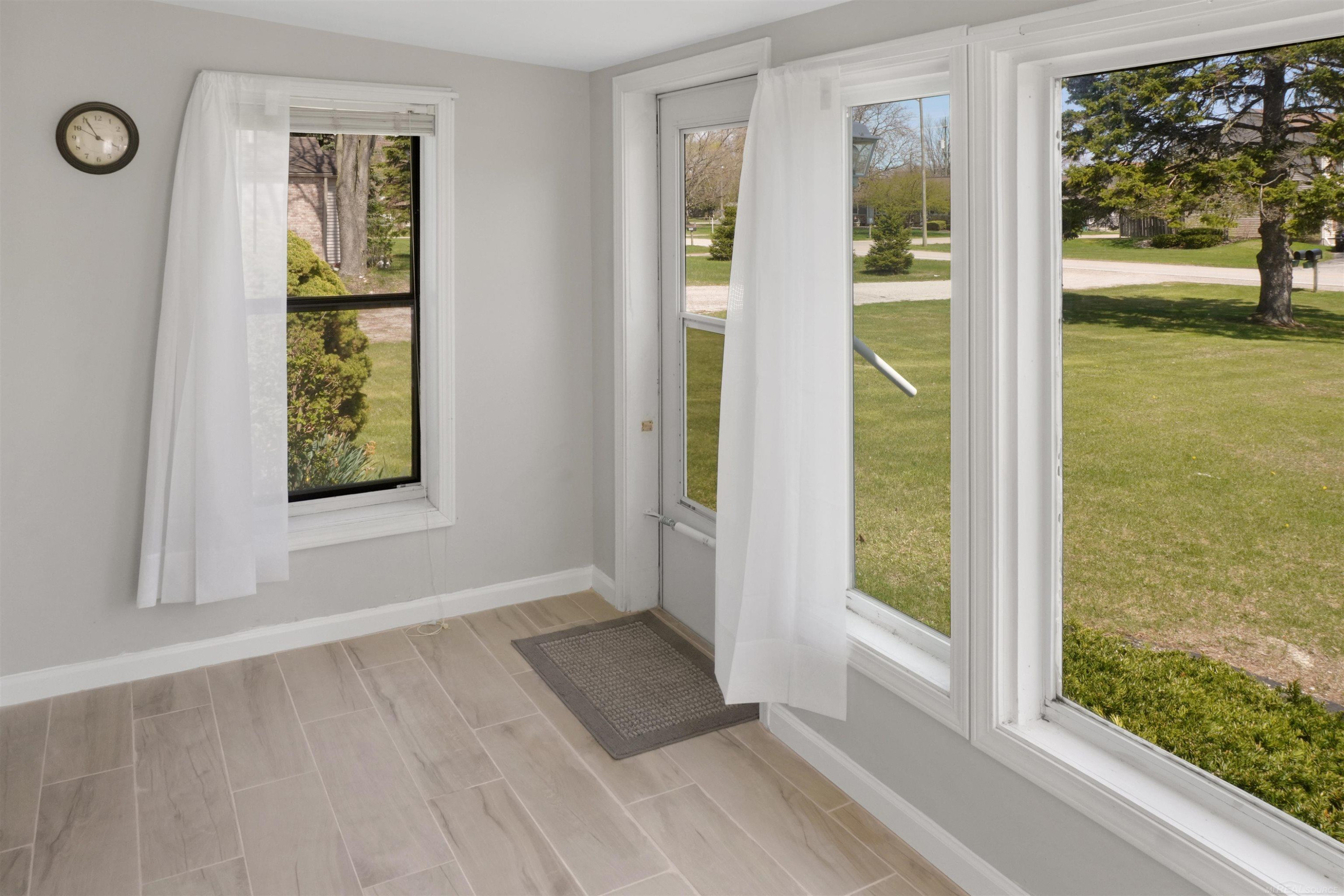 4479 Fairway Drive, MI 48059 — Photo 2