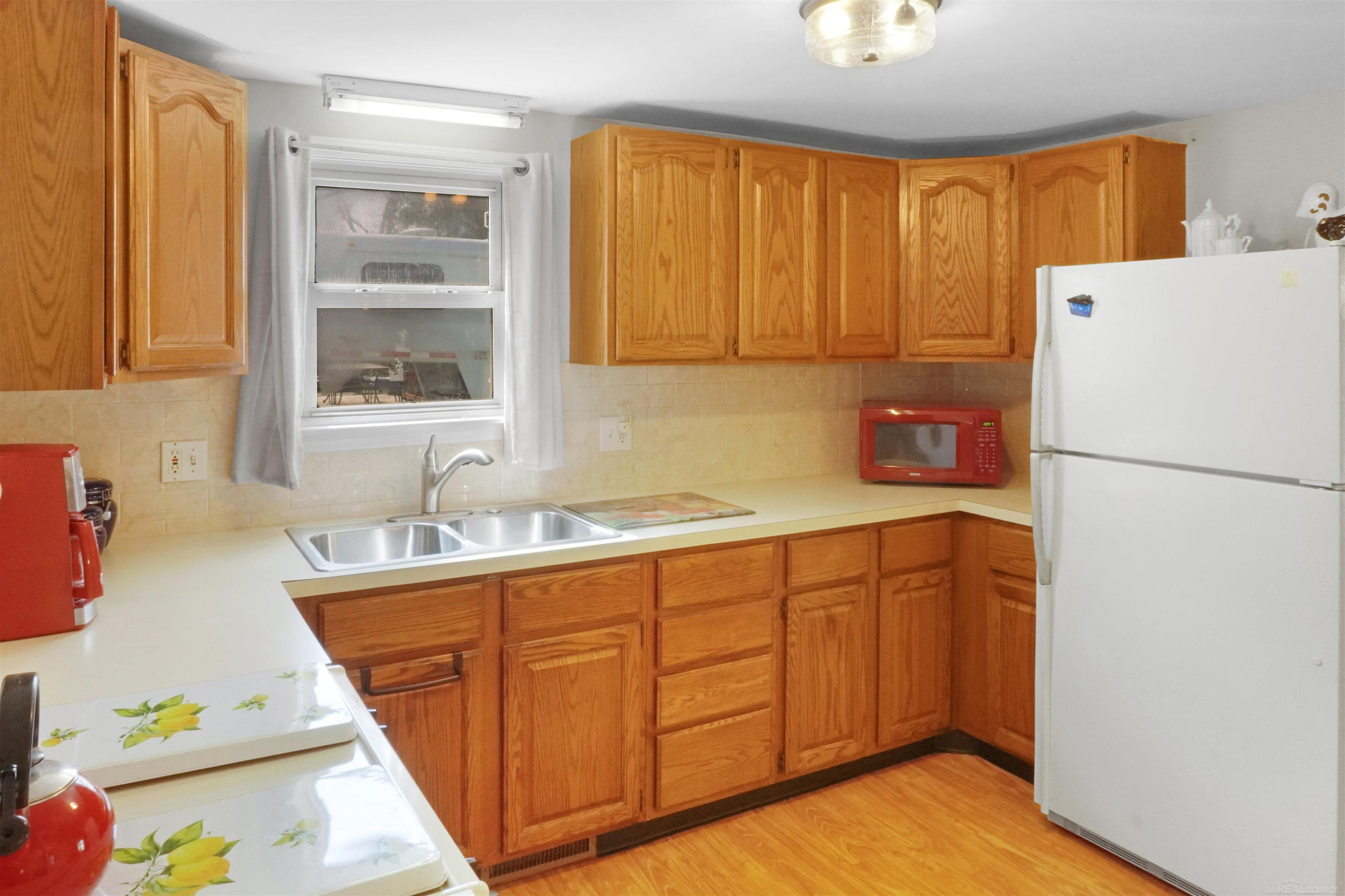 4479 Fairway Drive, MI 48059 — Photo 8