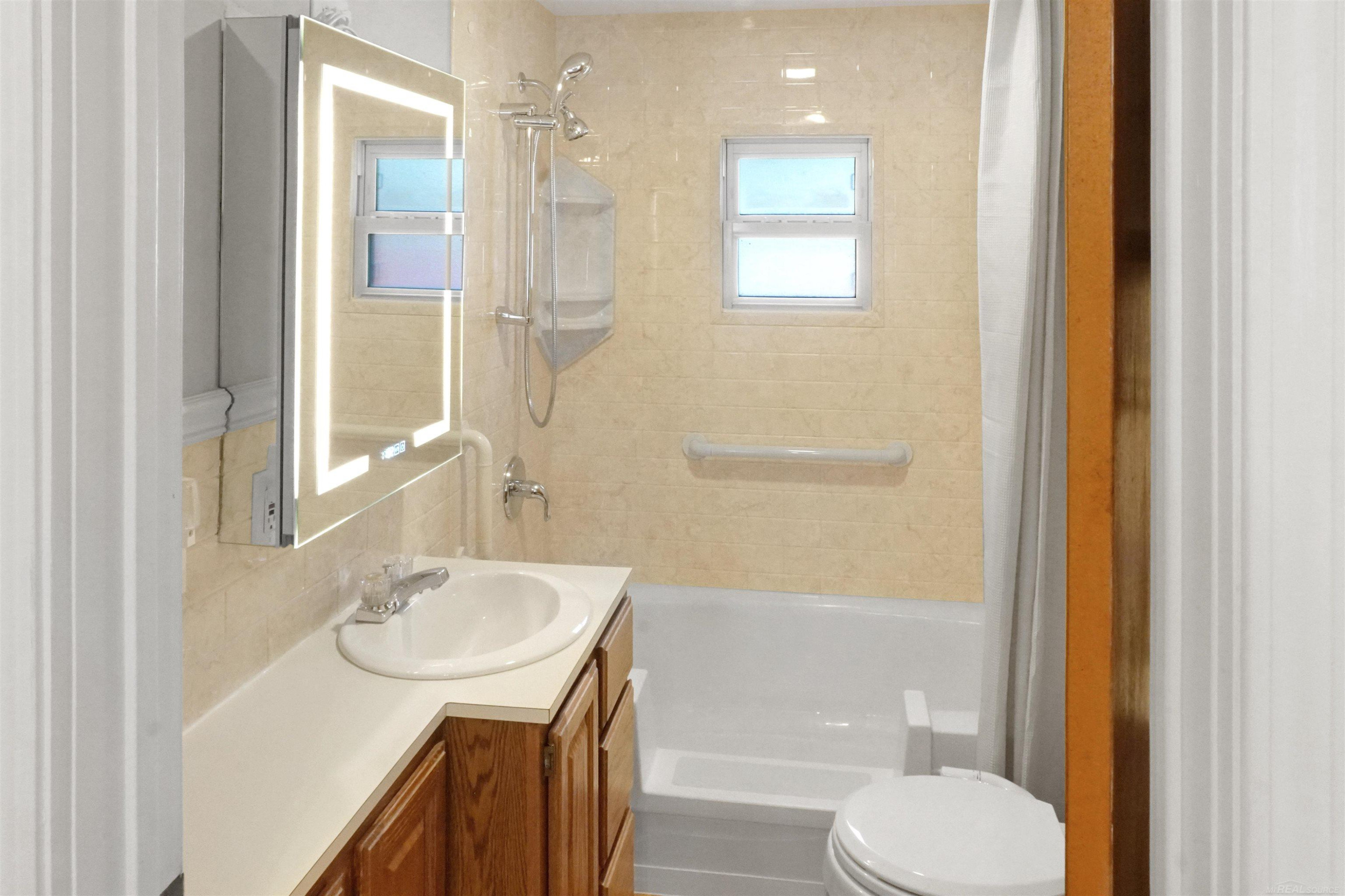 4479 Fairway Drive, MI 48059 — Photo 14