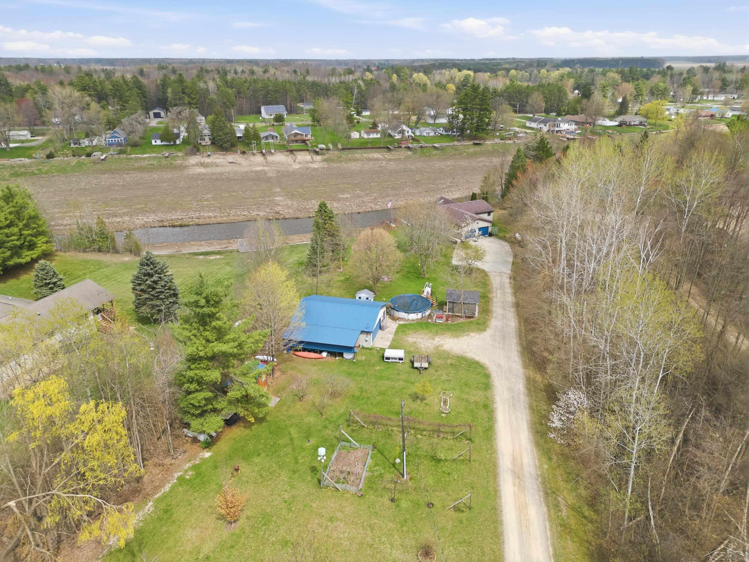 880 Sutherly Drive, Beaverton, MI 48612 — Photo 4