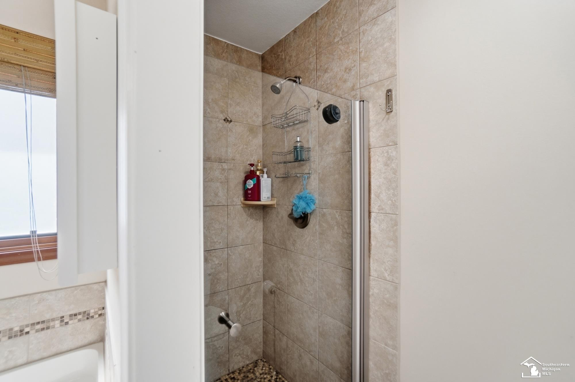 3435 Shadywood Drive, Lambertville, MI 48144 — Photo 38