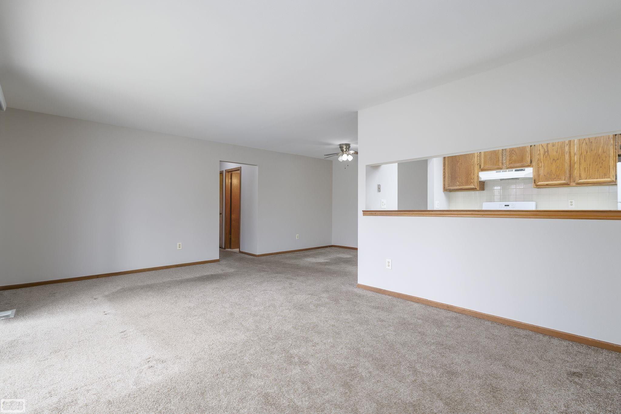 49309 Chesterfield Court, Utica, MI 48315 — Photo 5