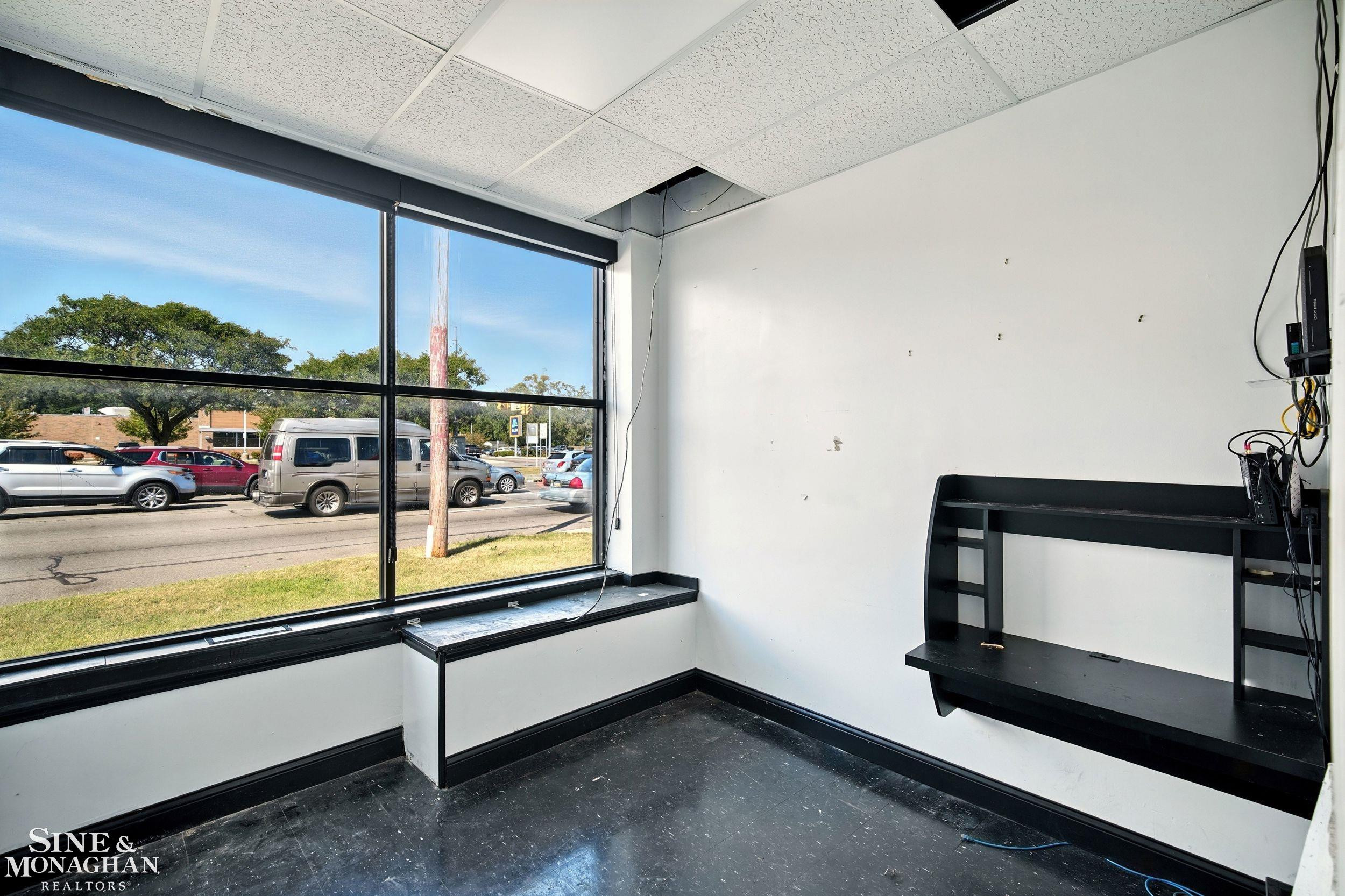 8235 W 8 Mile Road, Detroit, MI 48221 — Photo 12