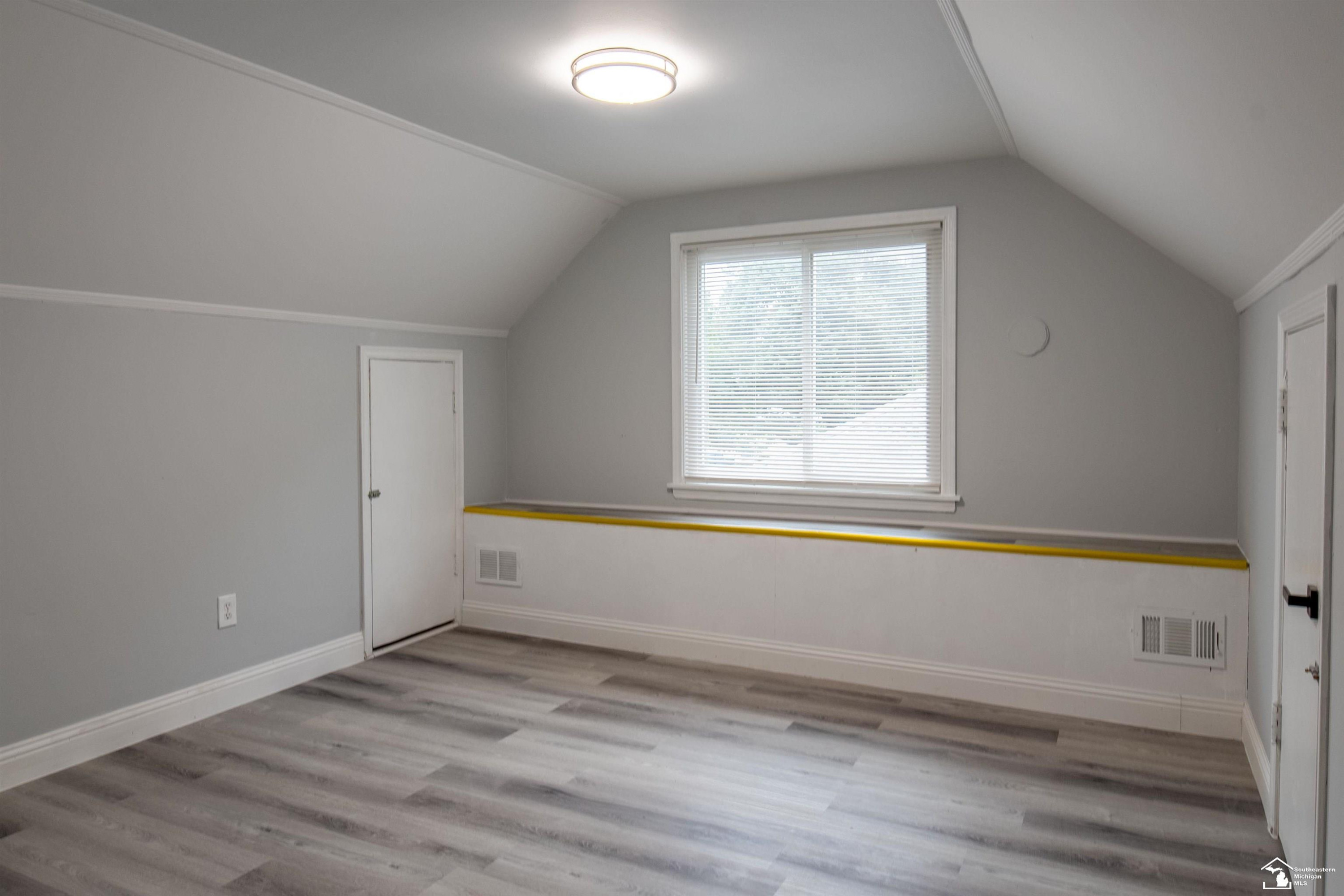 6854 Fenton Street, Dearborn Heights, MI 48127 — Photo 23