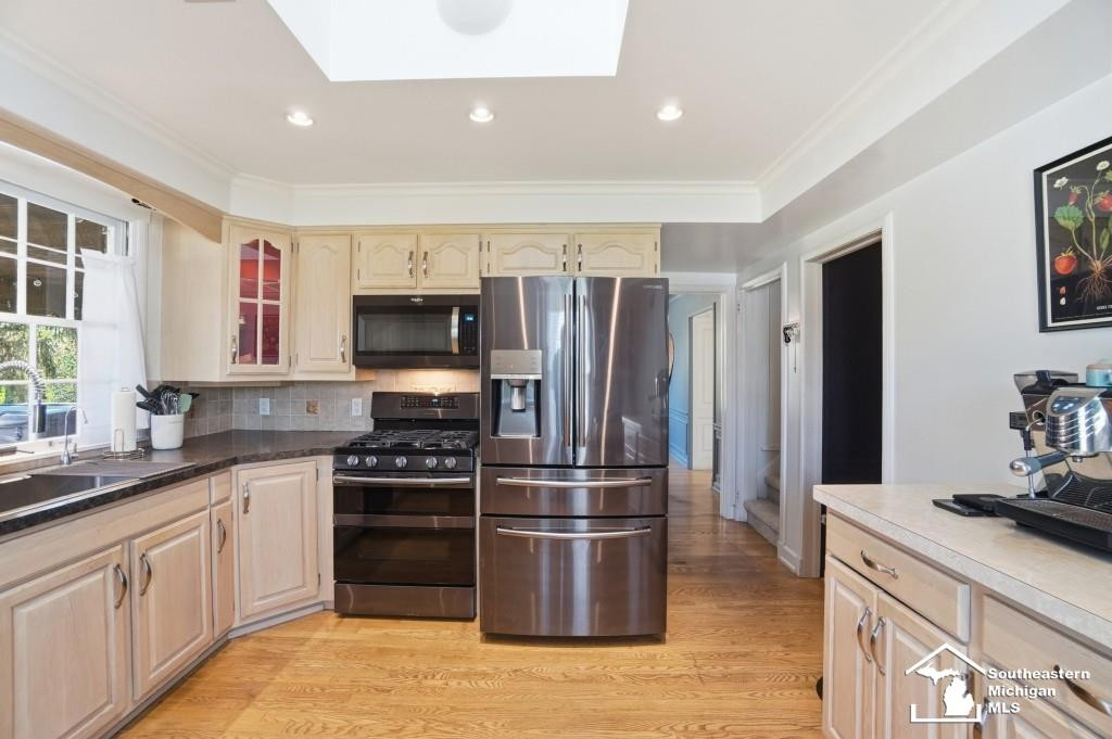 325 N Scott Street, Adrian, MI 49221 — Photo 21