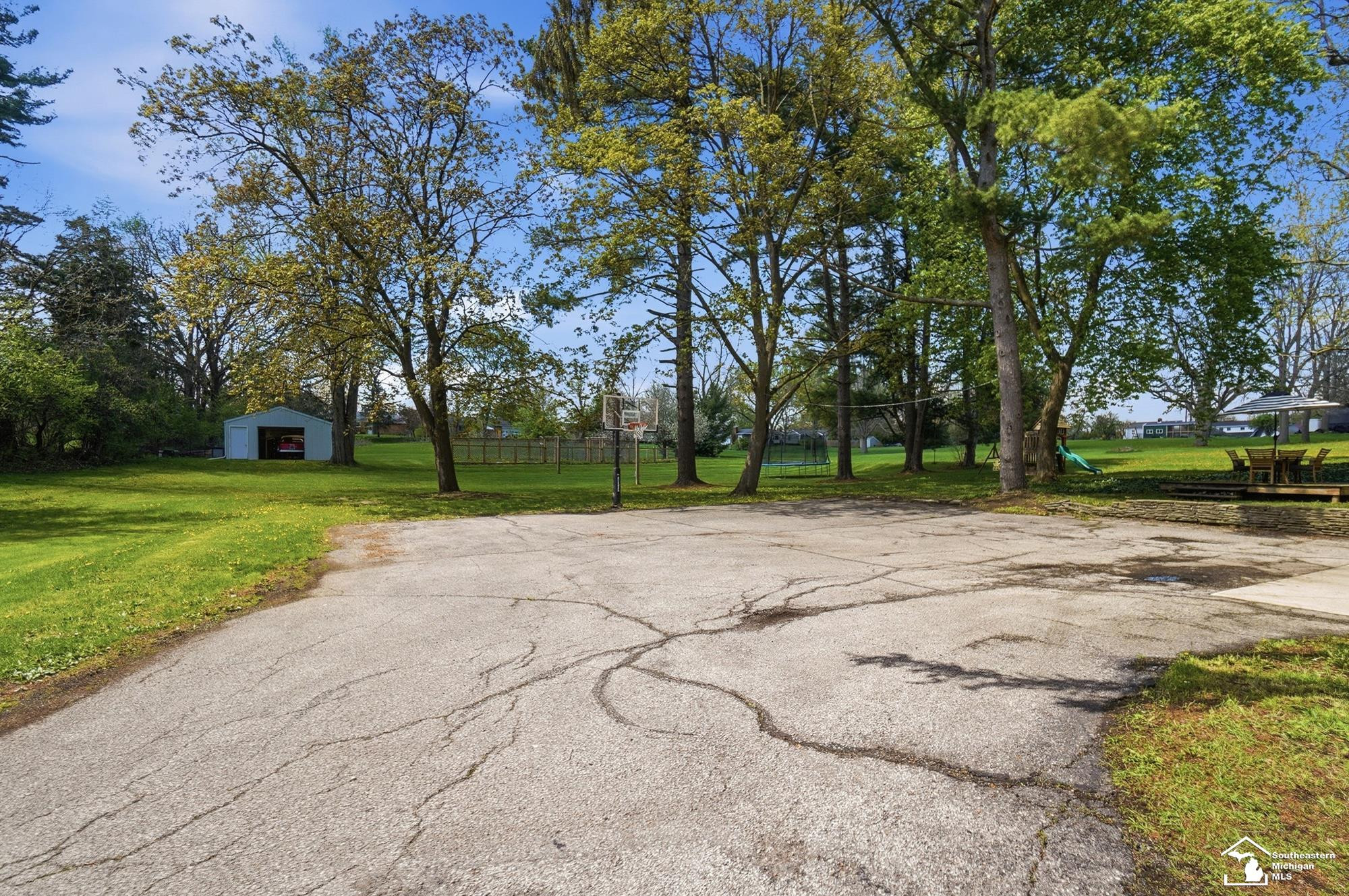 325 N Scott Street, Adrian, MI 49221 — Photo 82