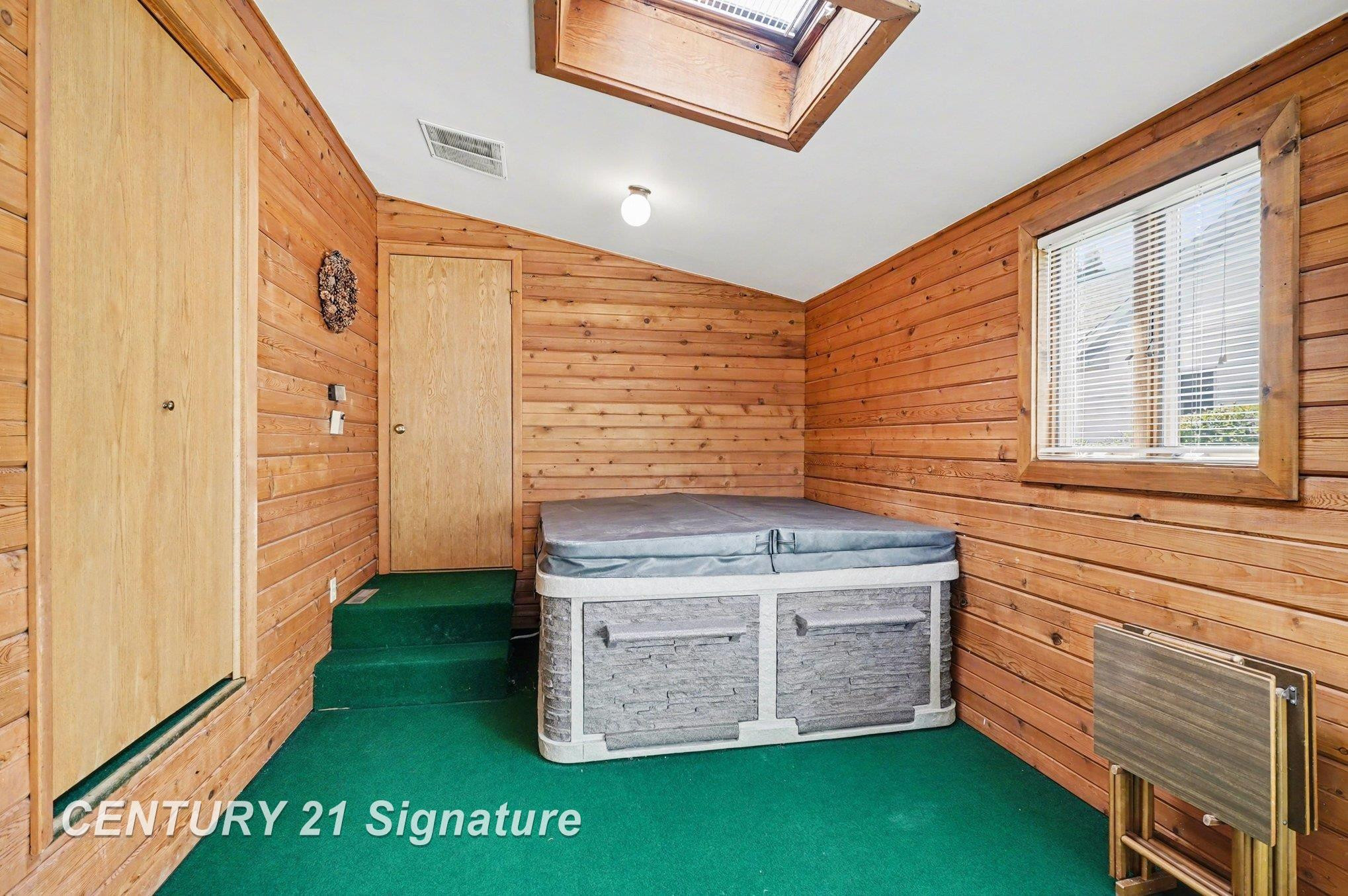 563 Puritan Drive, Saginaw, MI 48638 — Photo 13