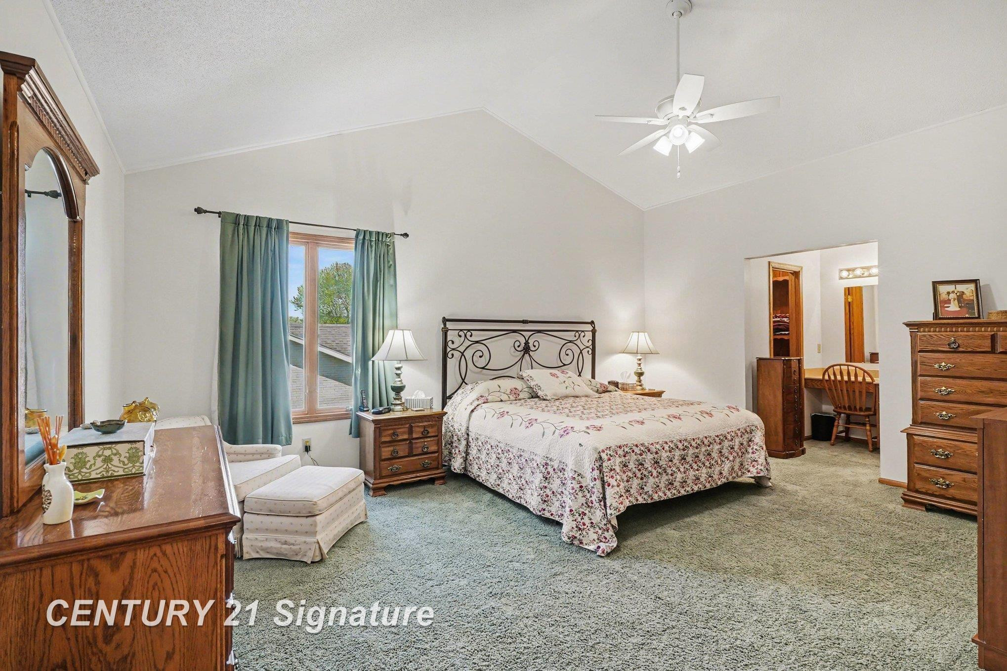 563 Puritan Drive, Saginaw, MI 48638 — Photo 16